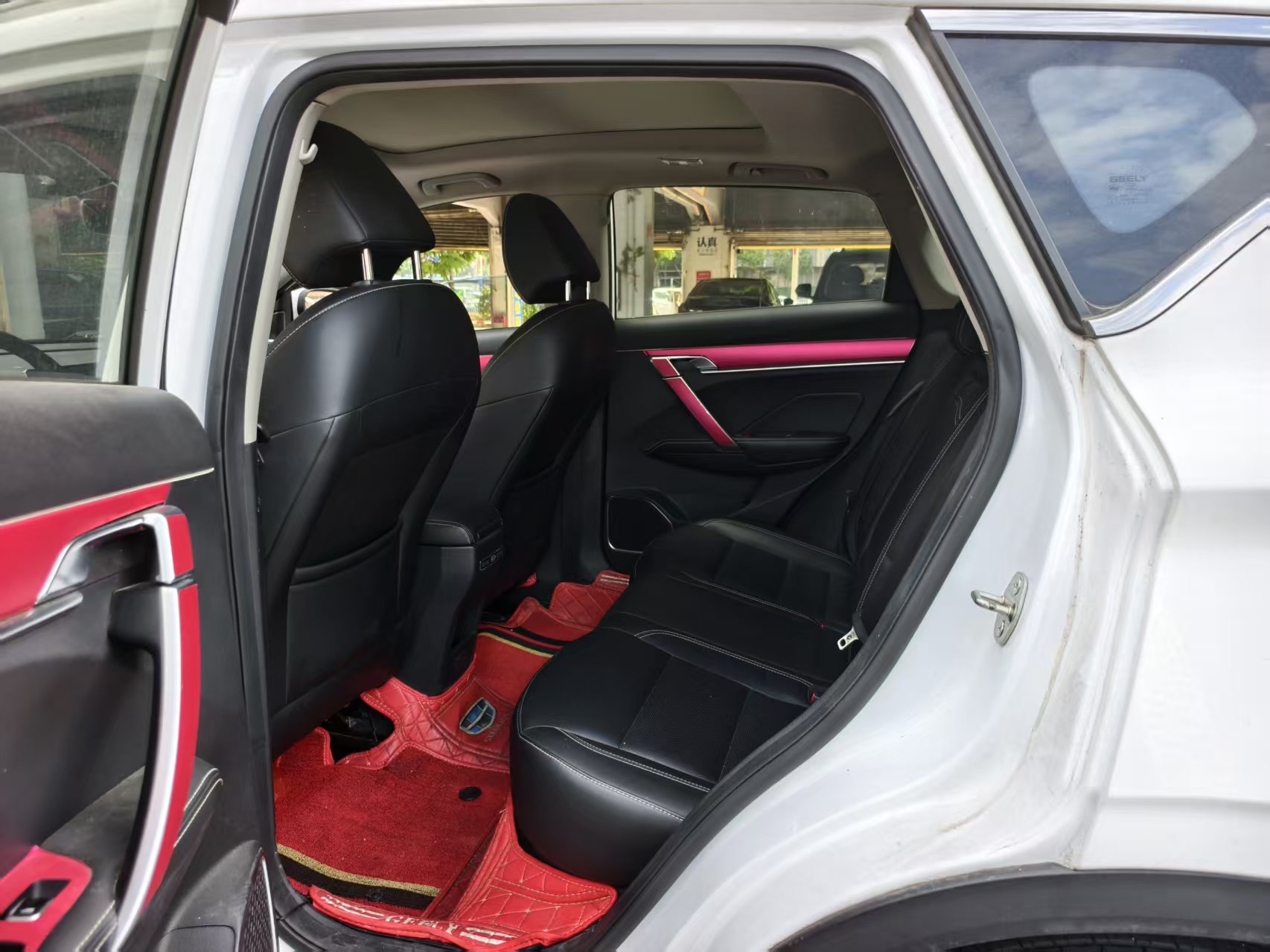 GEELY Coolray 2020 car image #8