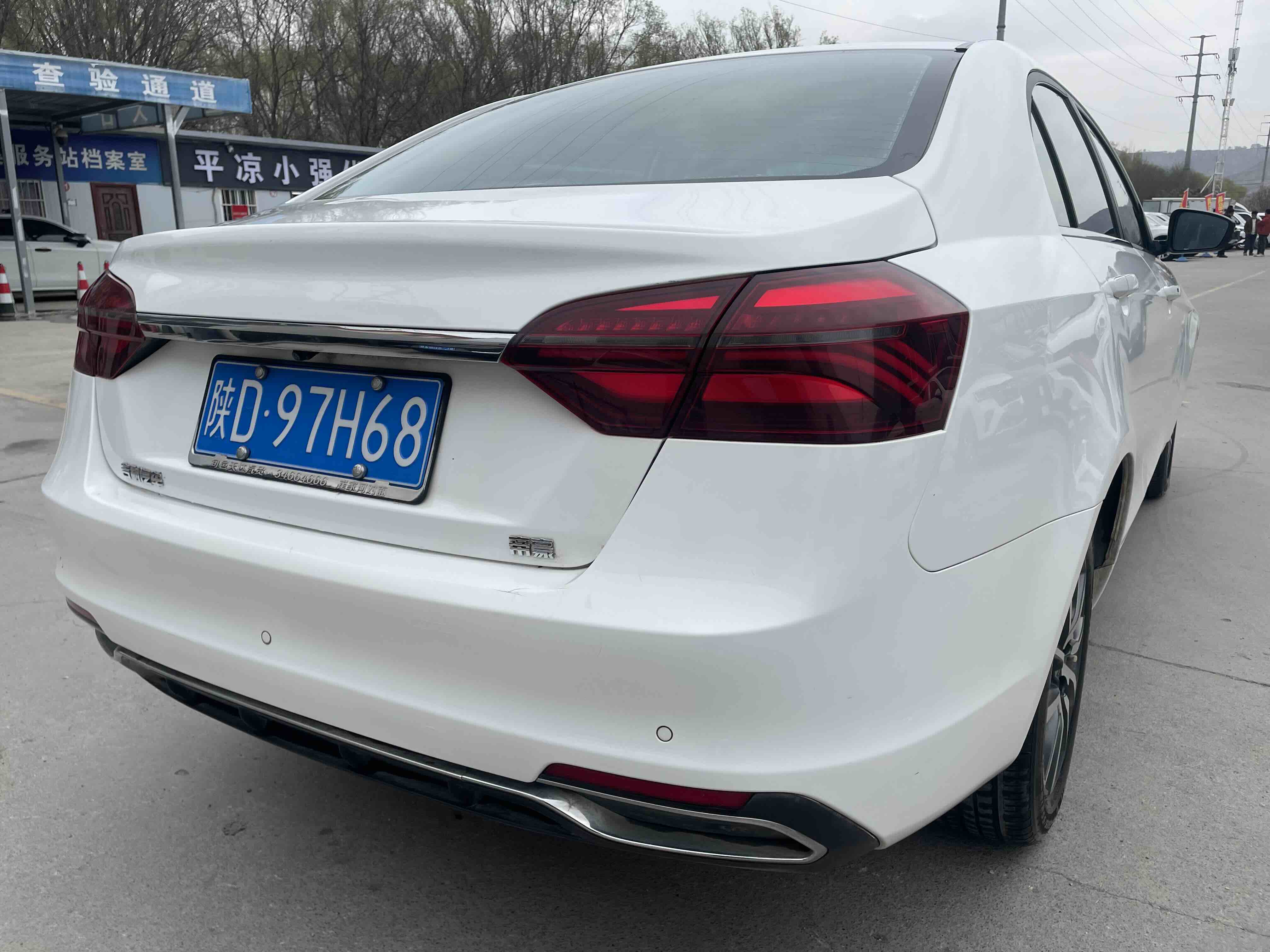 Emgrand 2019 #8 Emgrand 2019 car image #8