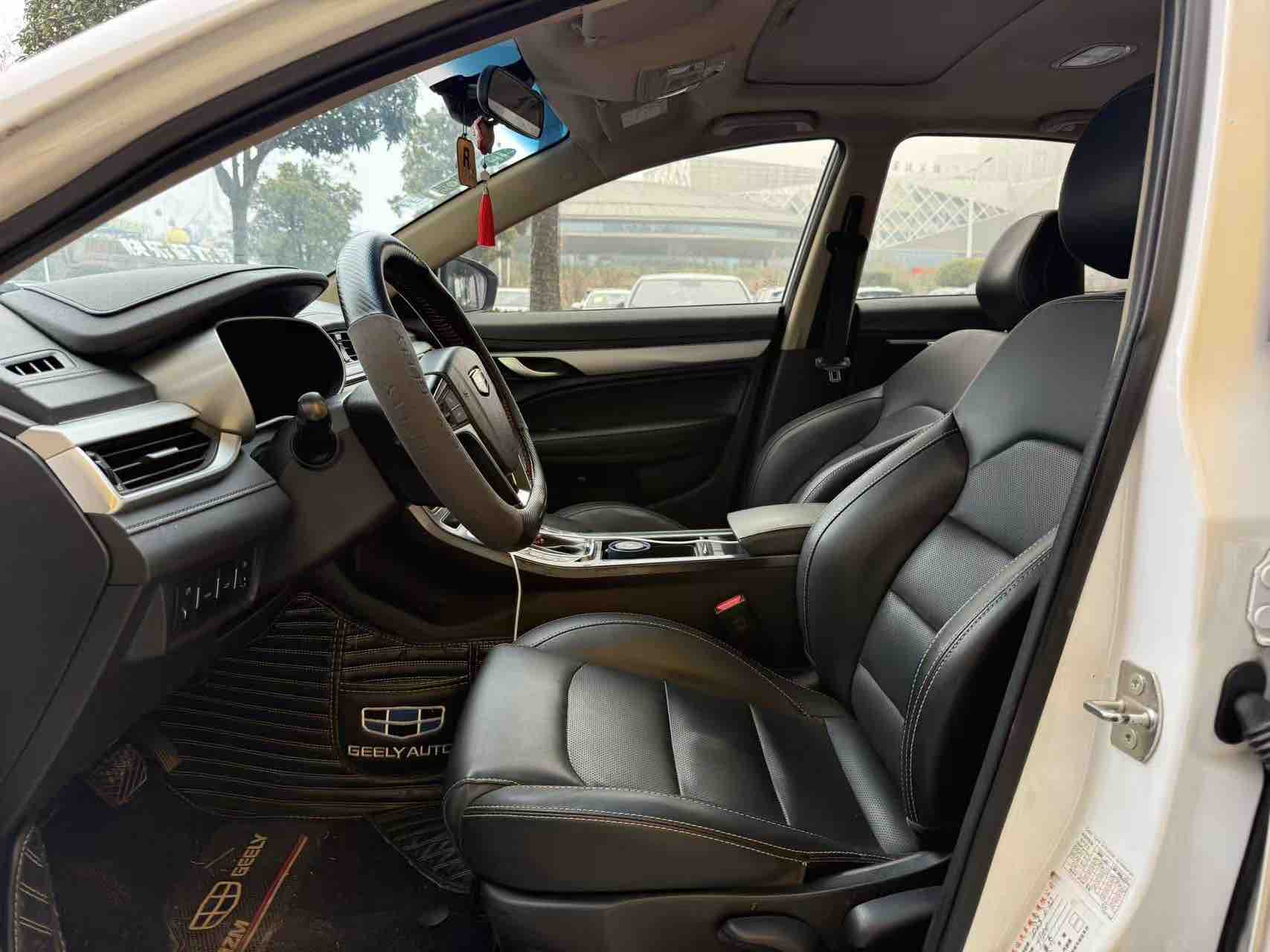 Emgrand 2019 #8 Emgrand 2019 car image #8