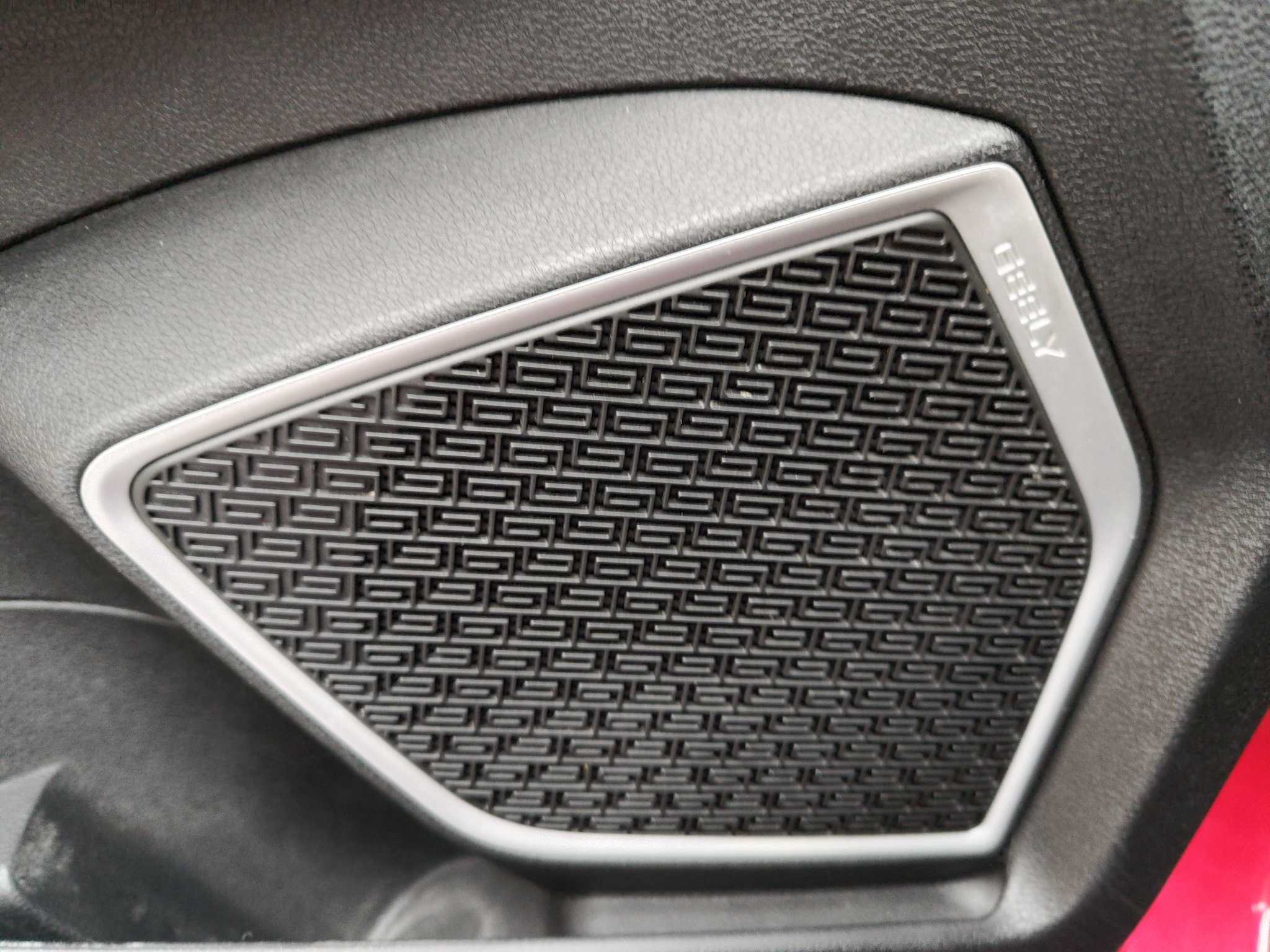 Emgrand GS 2020 car image #8
