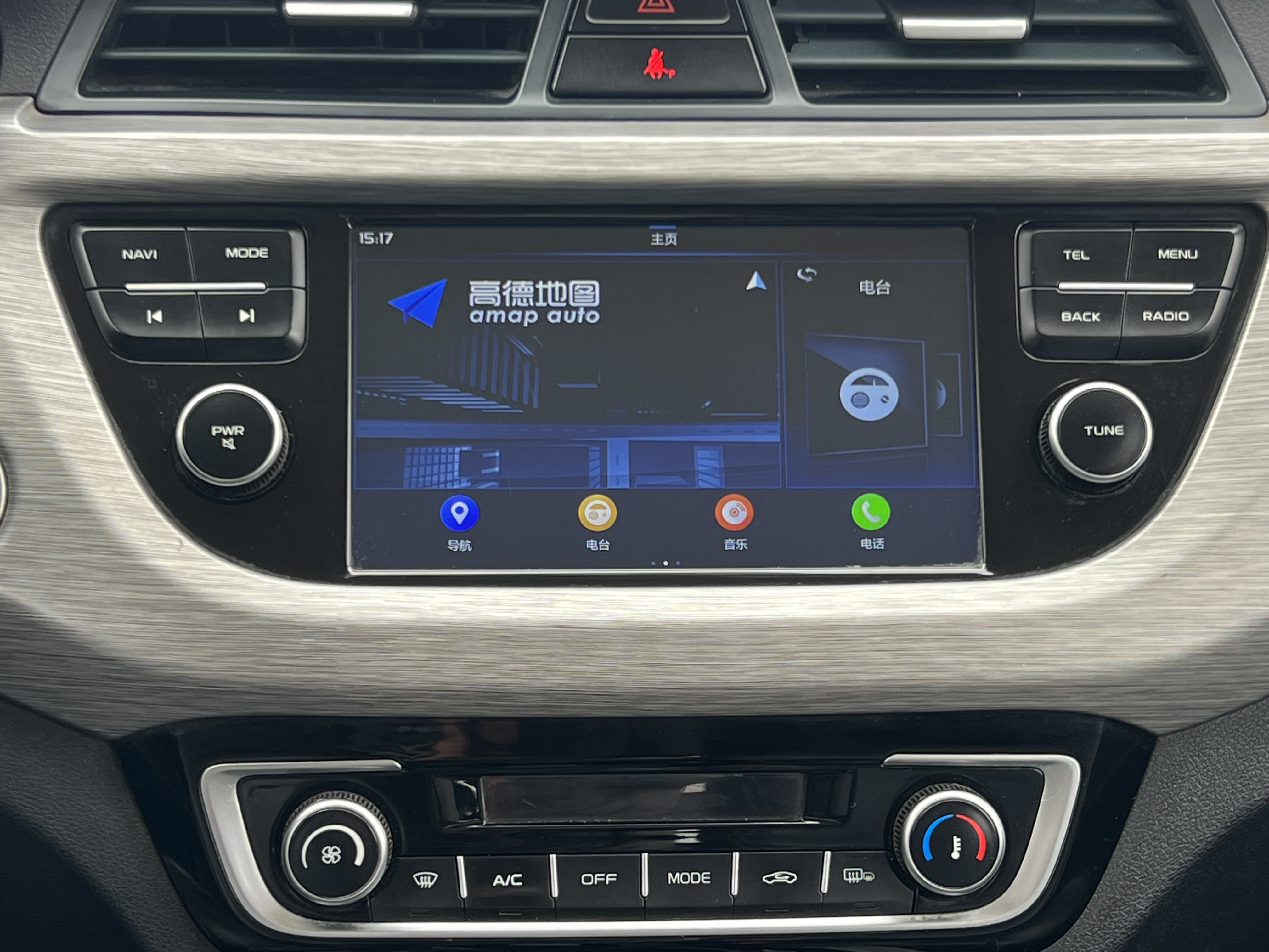 GEELY 2019 #8 GEELY 2019 car image #8