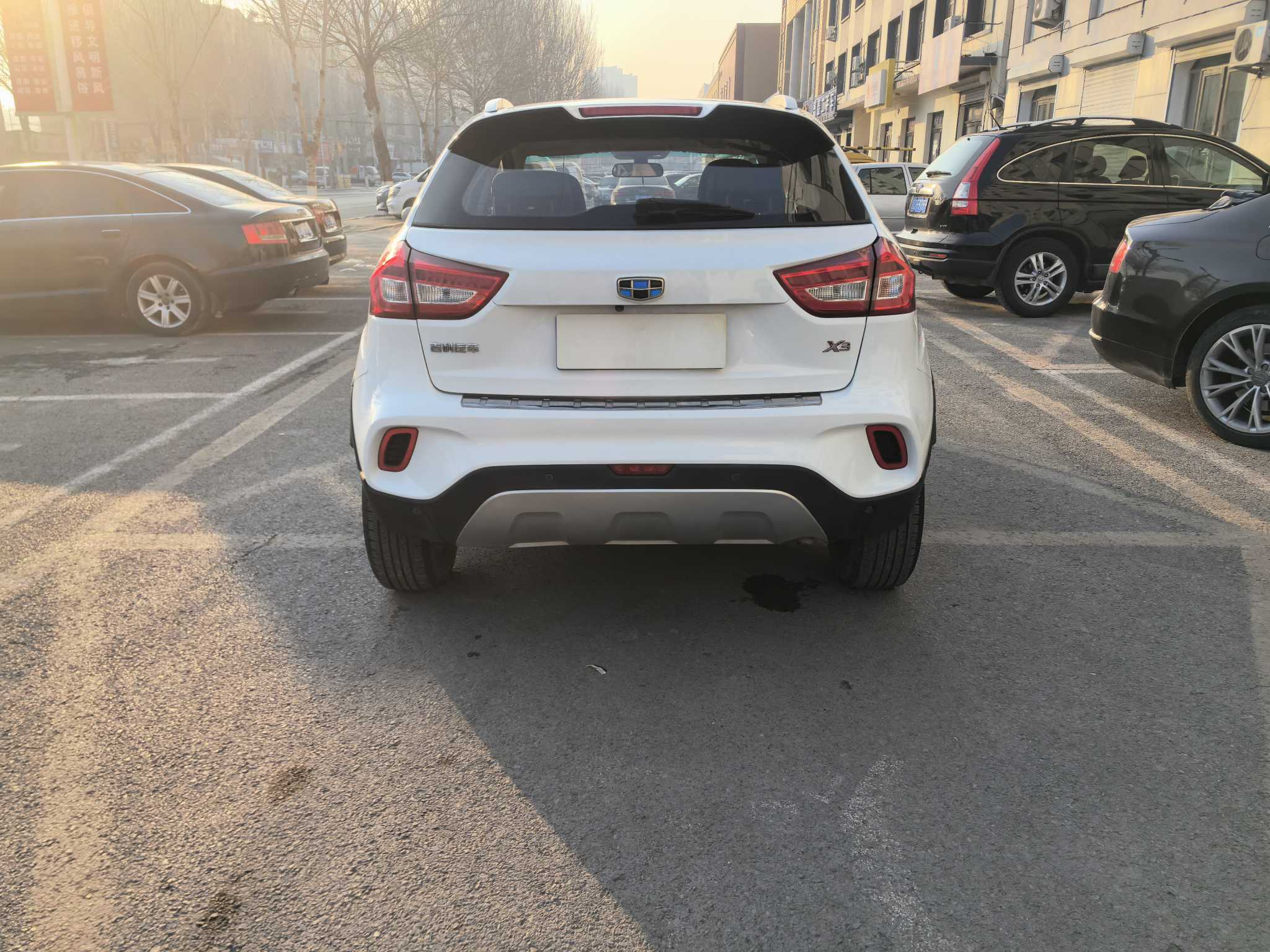2019 immagine di auto #8