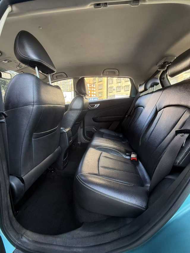 2020 car image #8