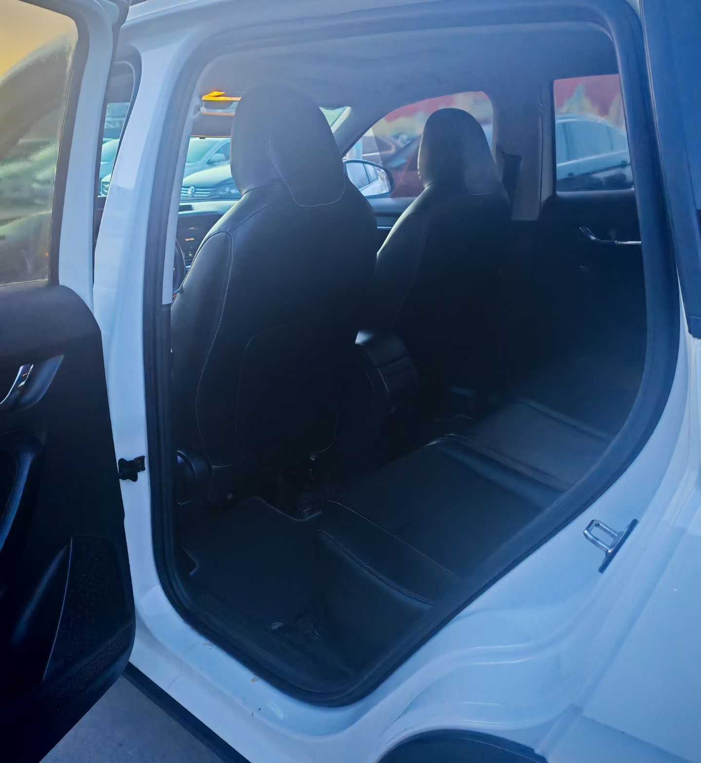 Skoda Kamiq 2019 car image #8