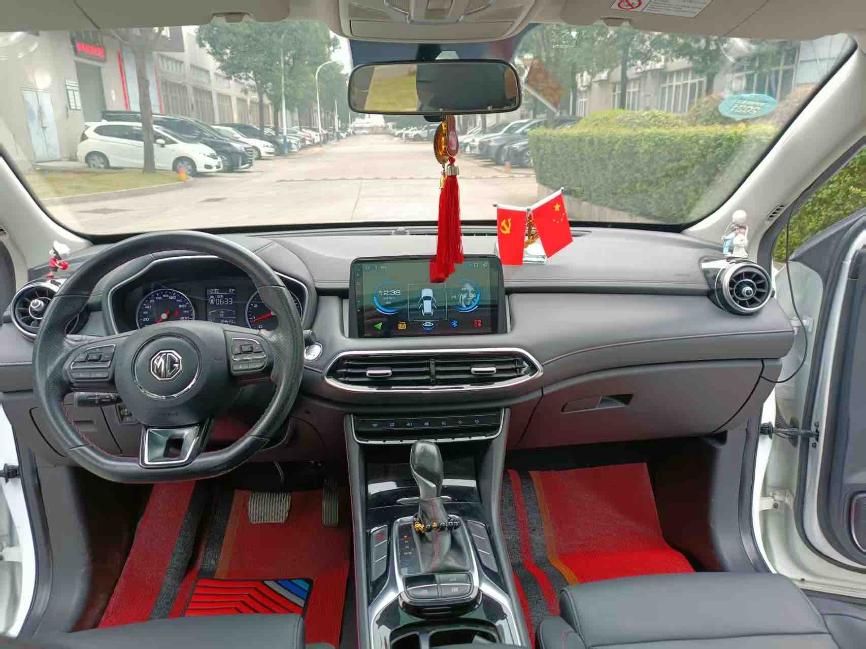 MG HS 2019 car image #8