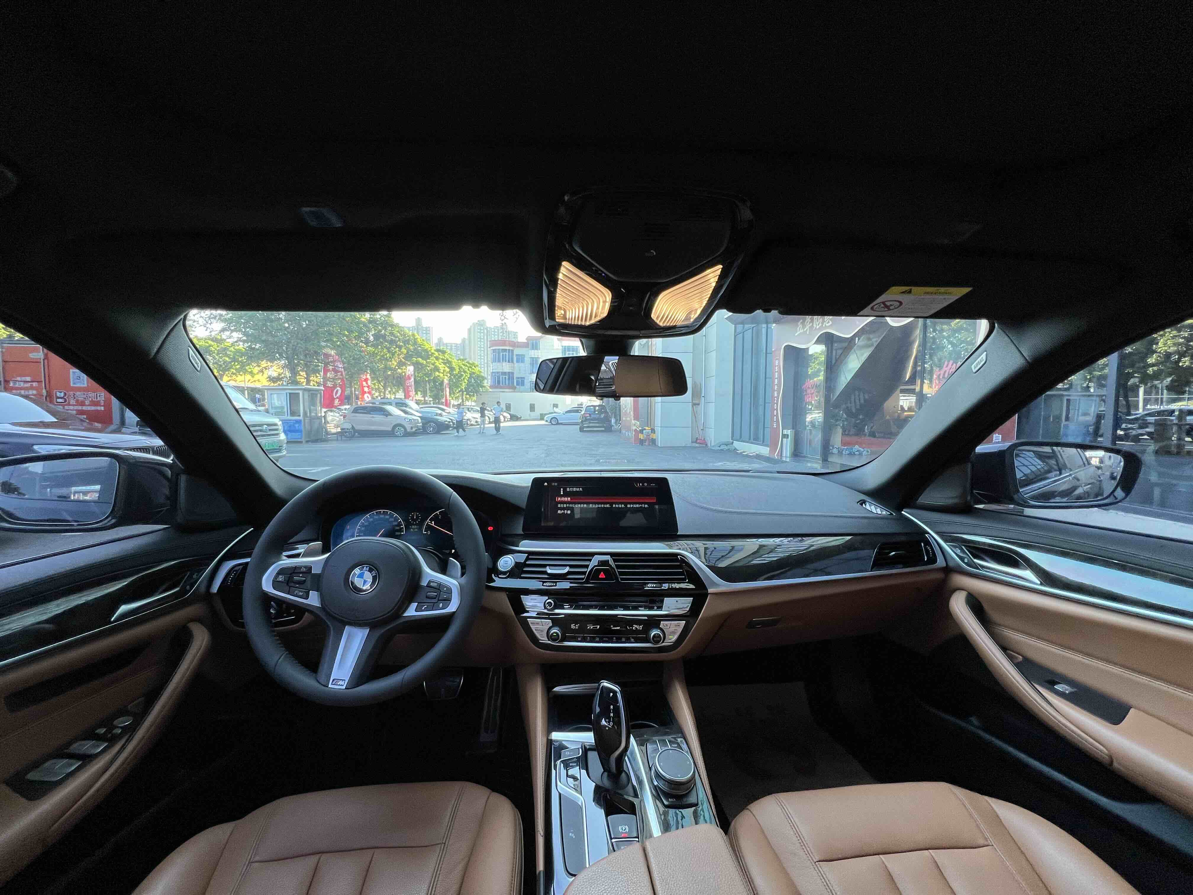 BMW 5 Series 2019 #8 BMW 5 Series 2019 car image #8