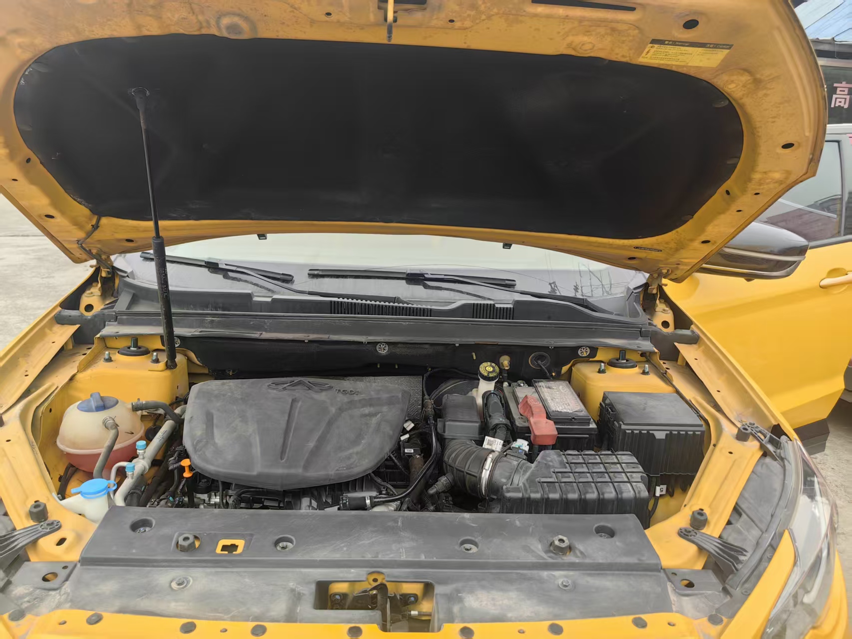 X70 2020 car image #8