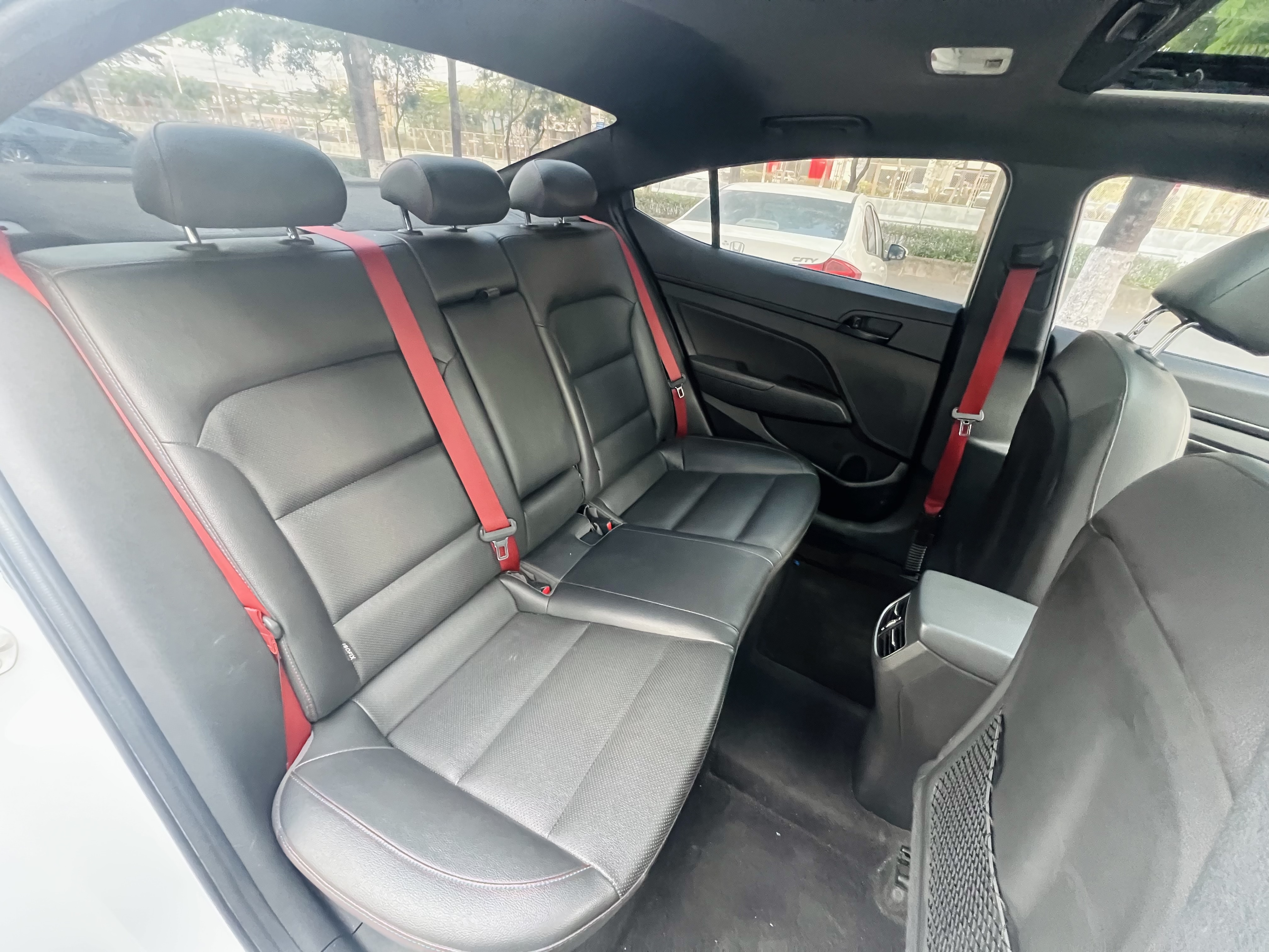 Hyundai Elantra AD 2019 car image #8