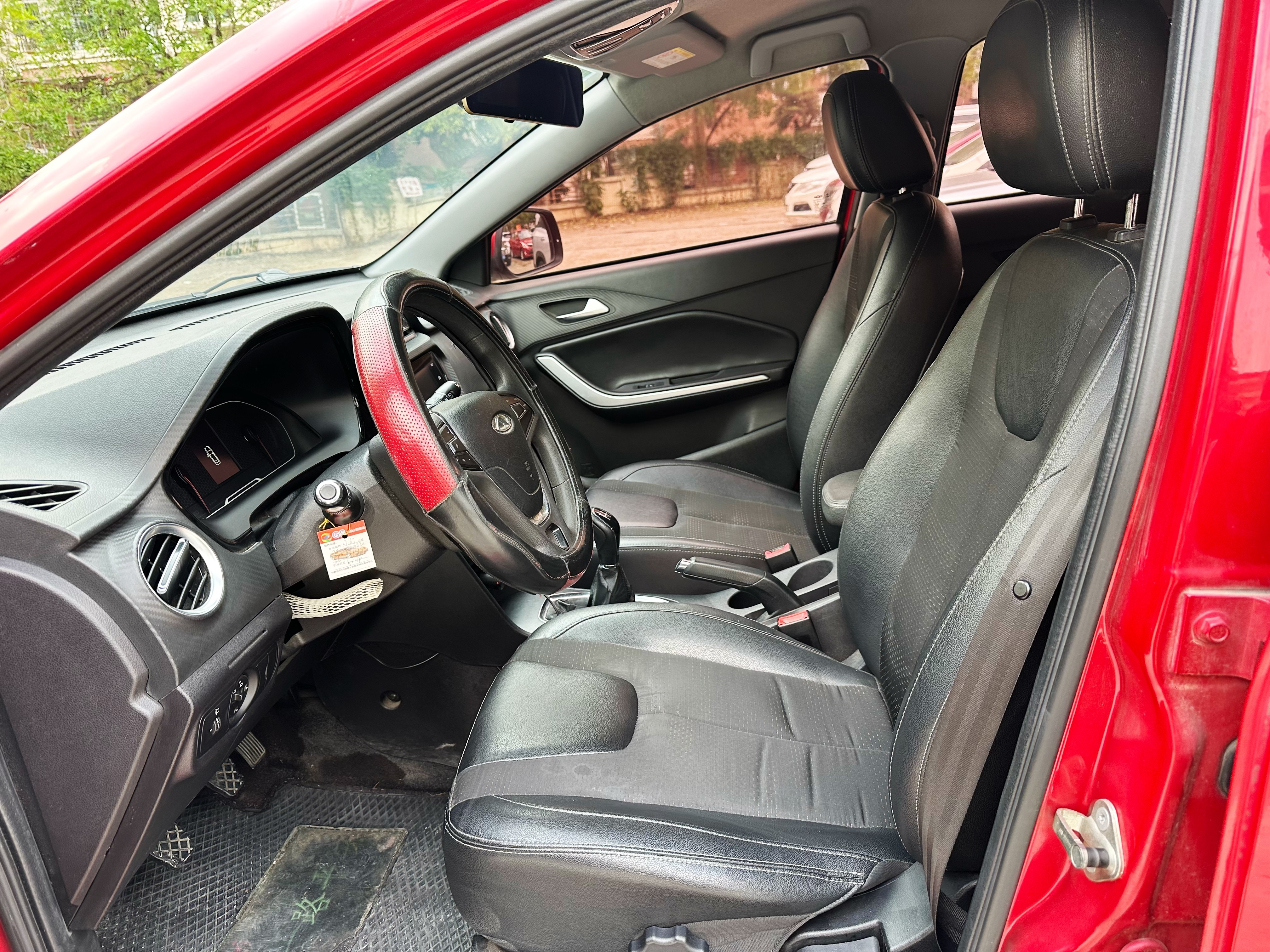 Tiggo 3 2019 #8 Tiggo 3 2019 car image #8