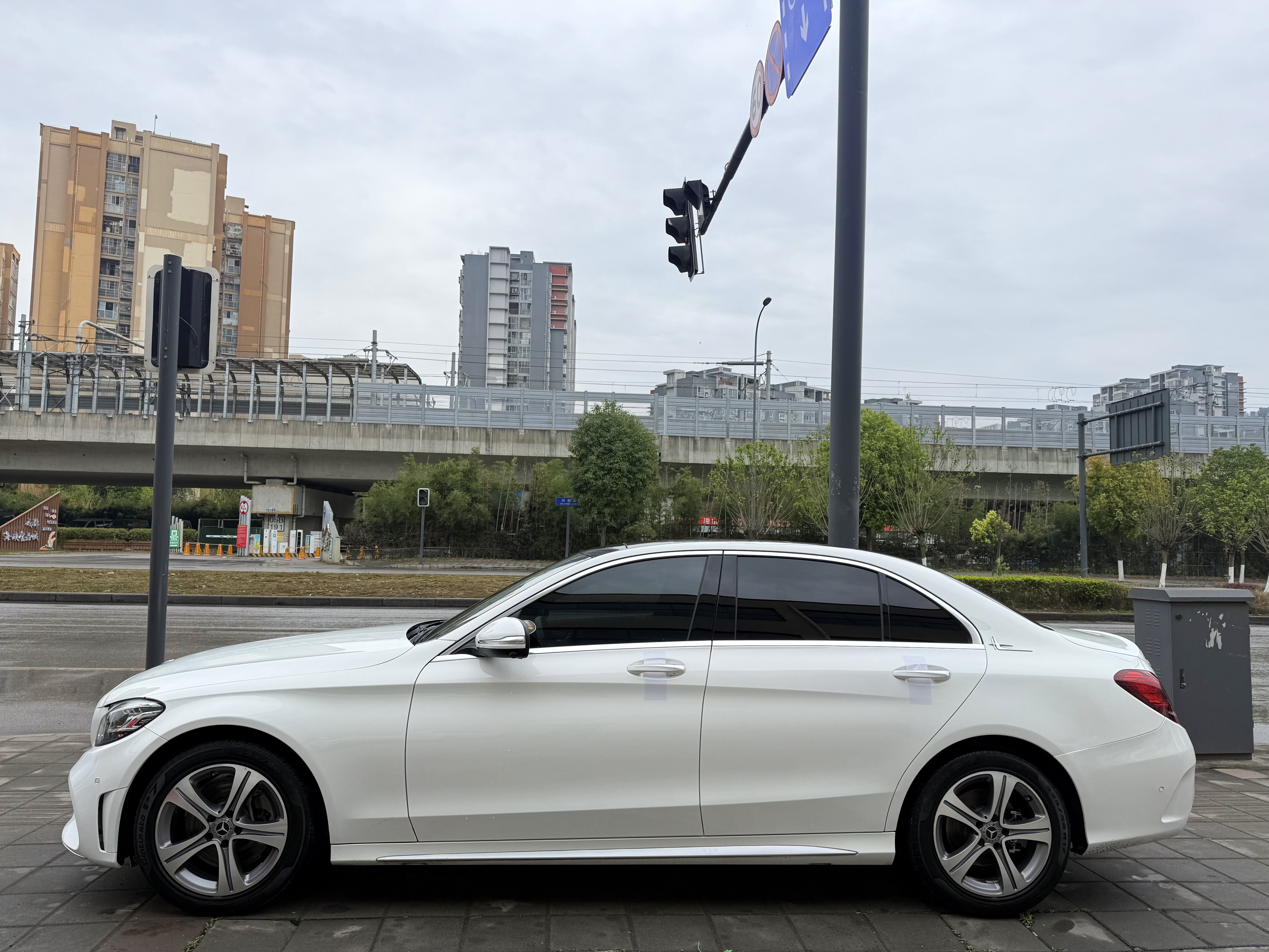 Mercedes-Benz C Class 2020 car image #8