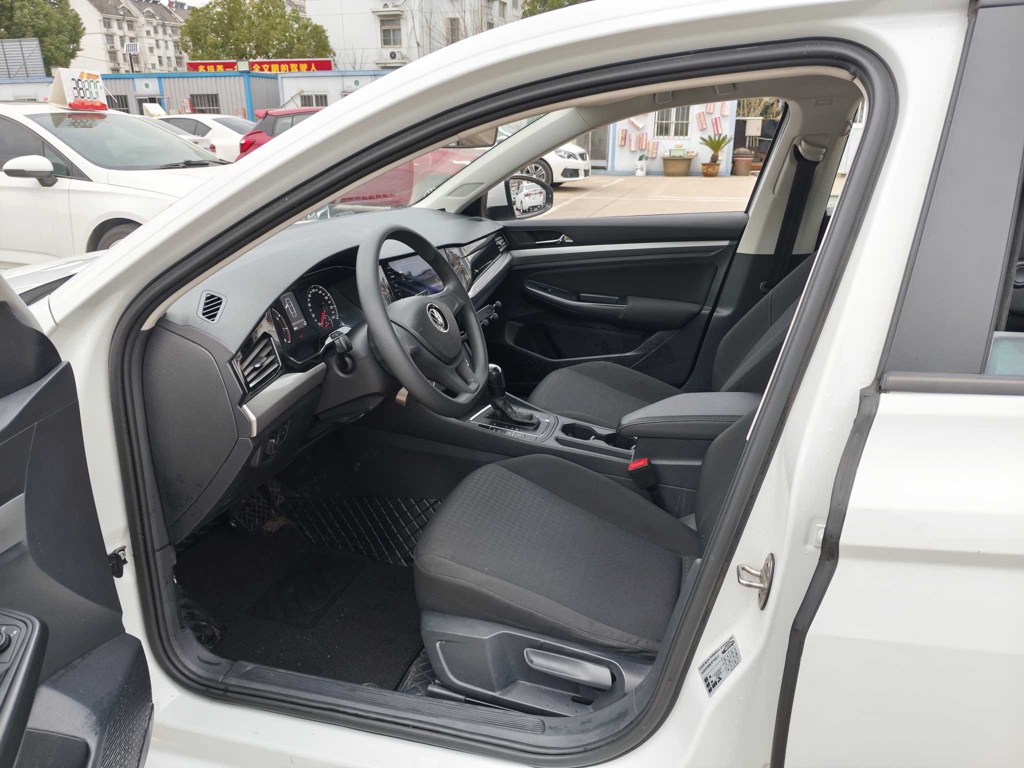 Volkswagen Bora 2020 car image #8