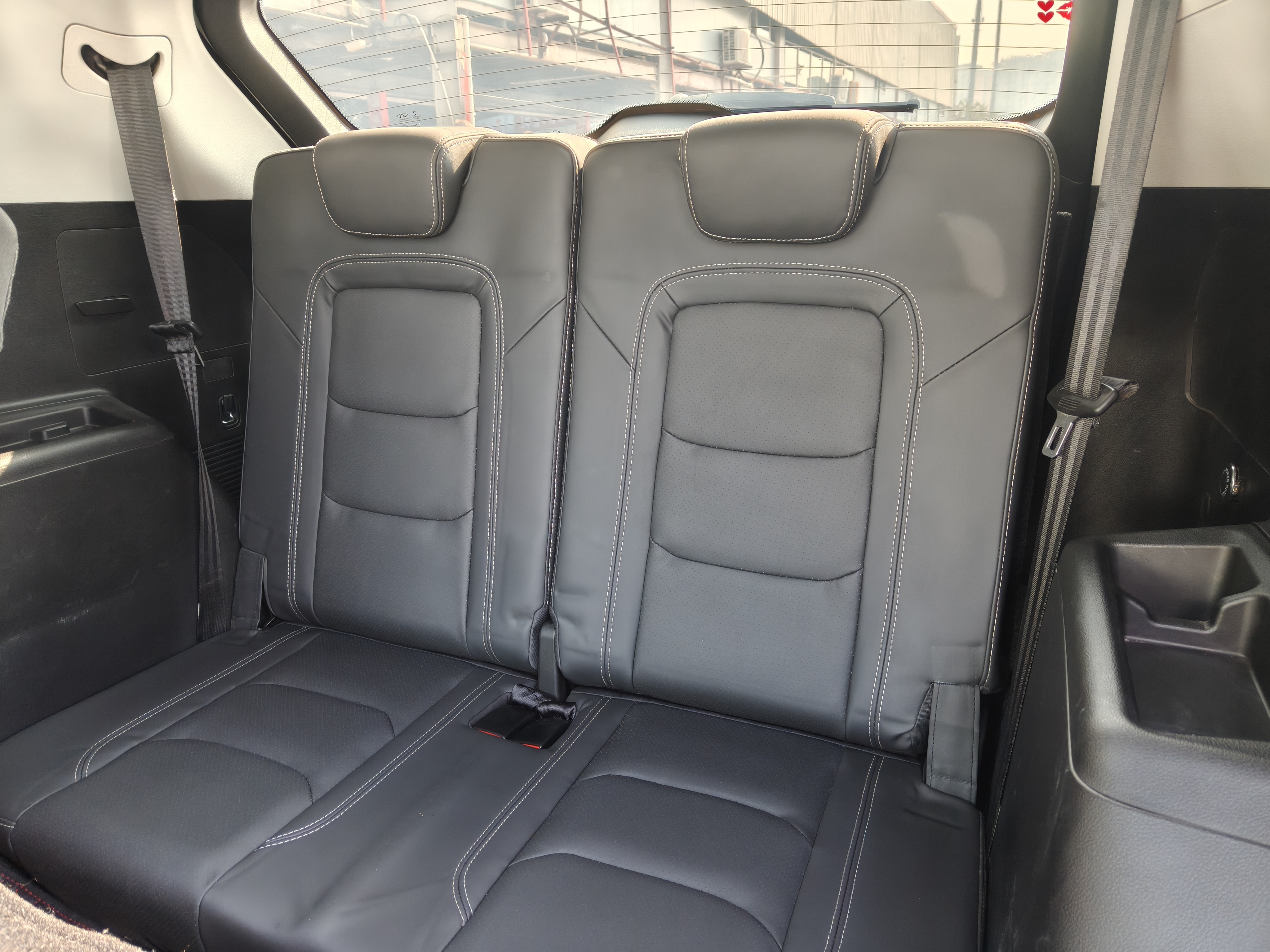 X70 2019 car image #8
