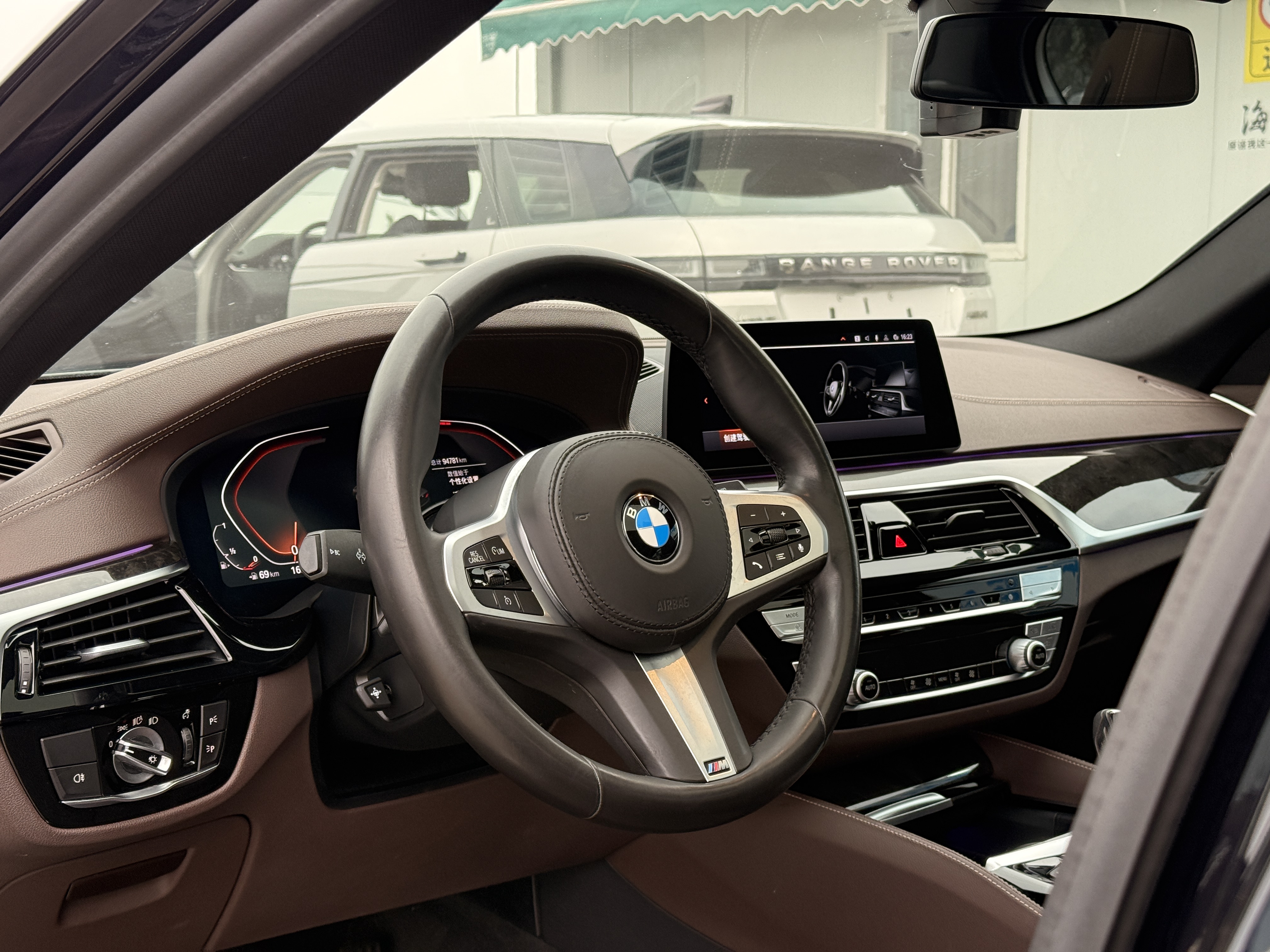 BMW 5 Series 2020 car image #8
