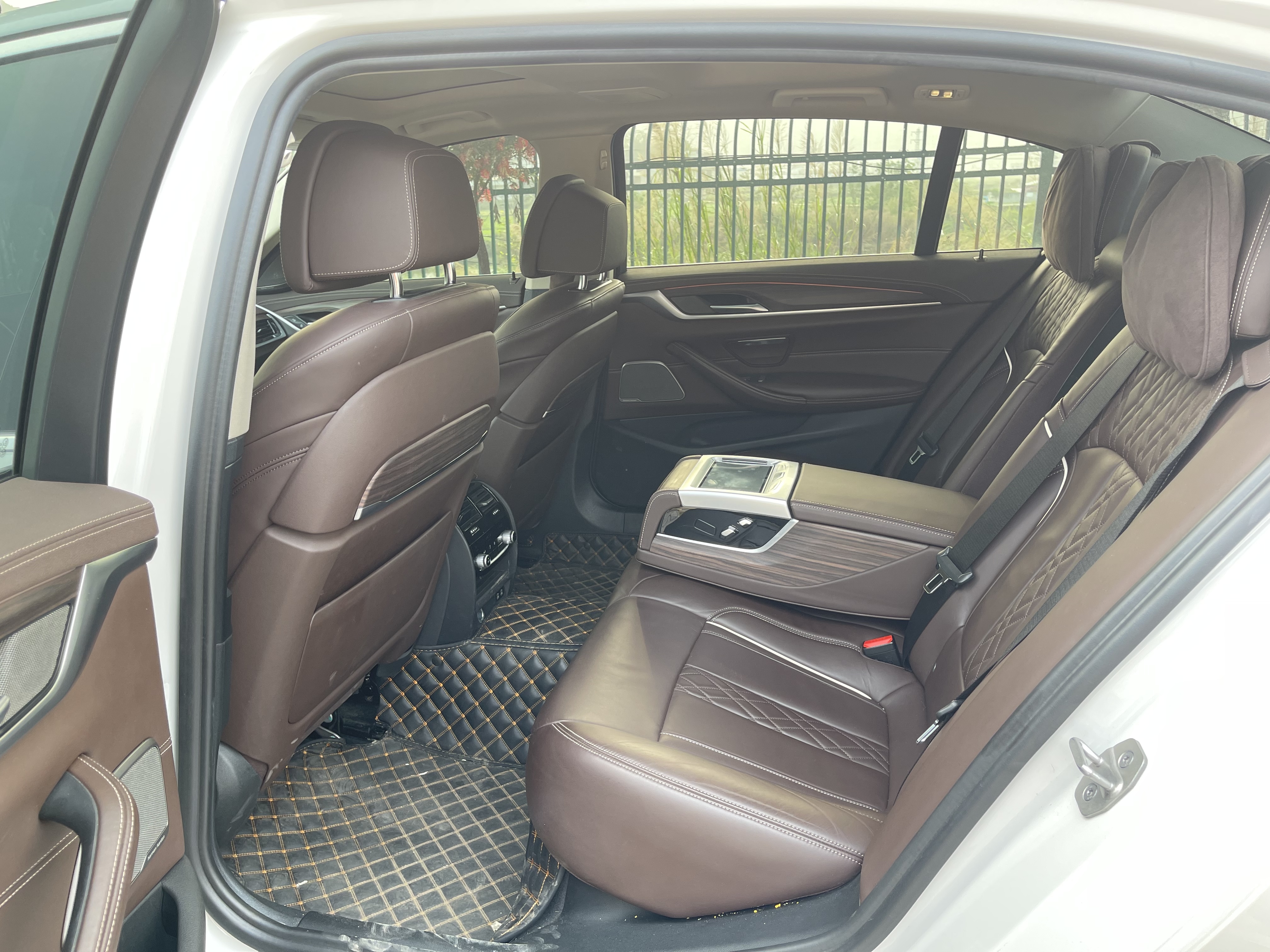 BMW 5 Series 2020 car image #8