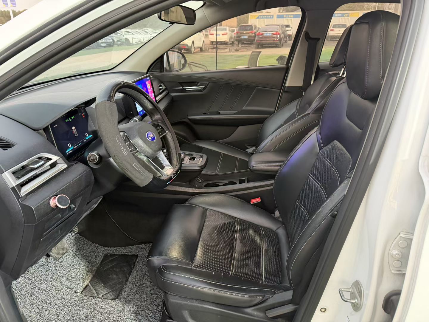 BYD e3 2020 #8 BYD e3 2020 car image #8