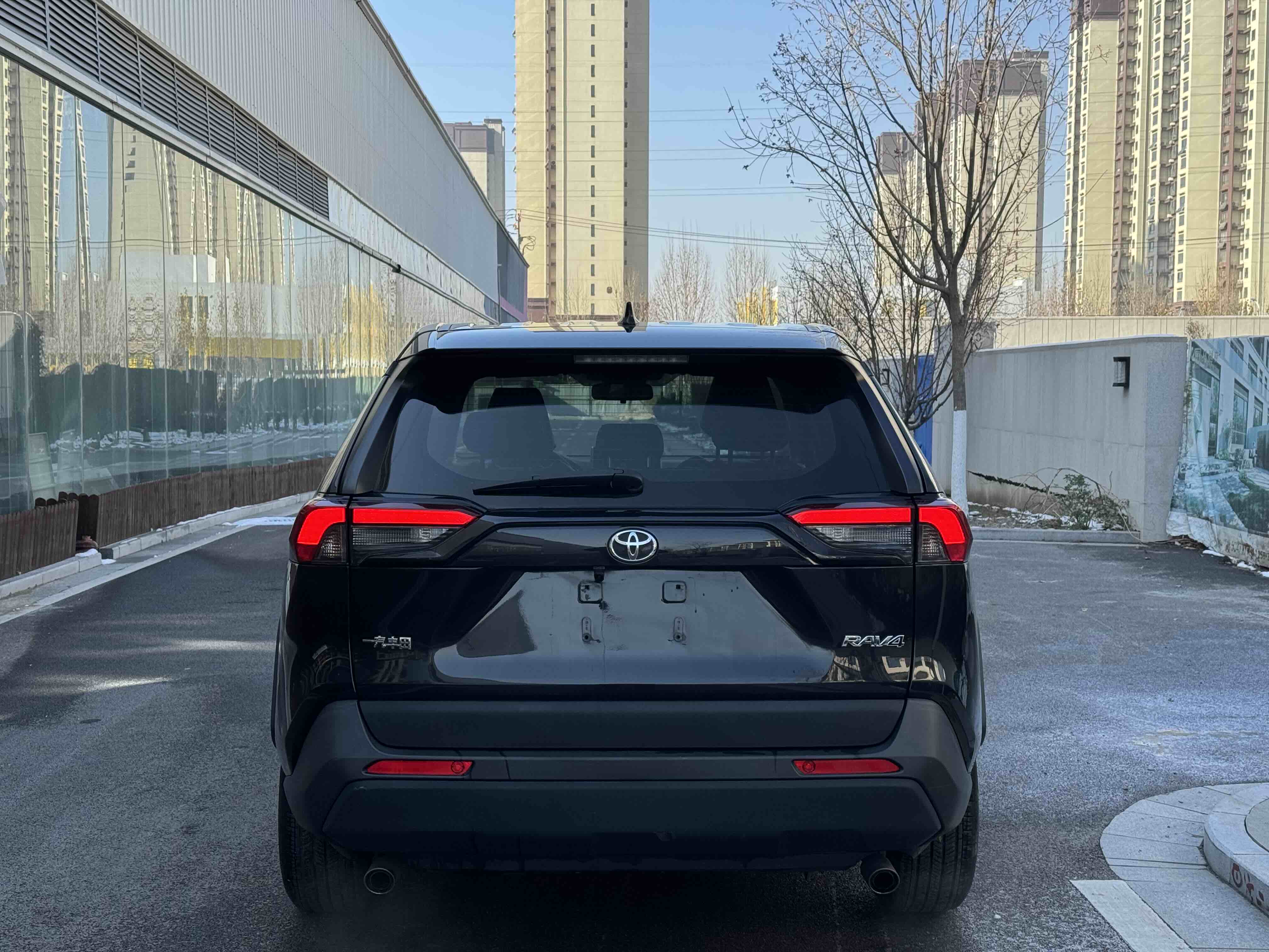 Toyota RAV4 2020 car image #8