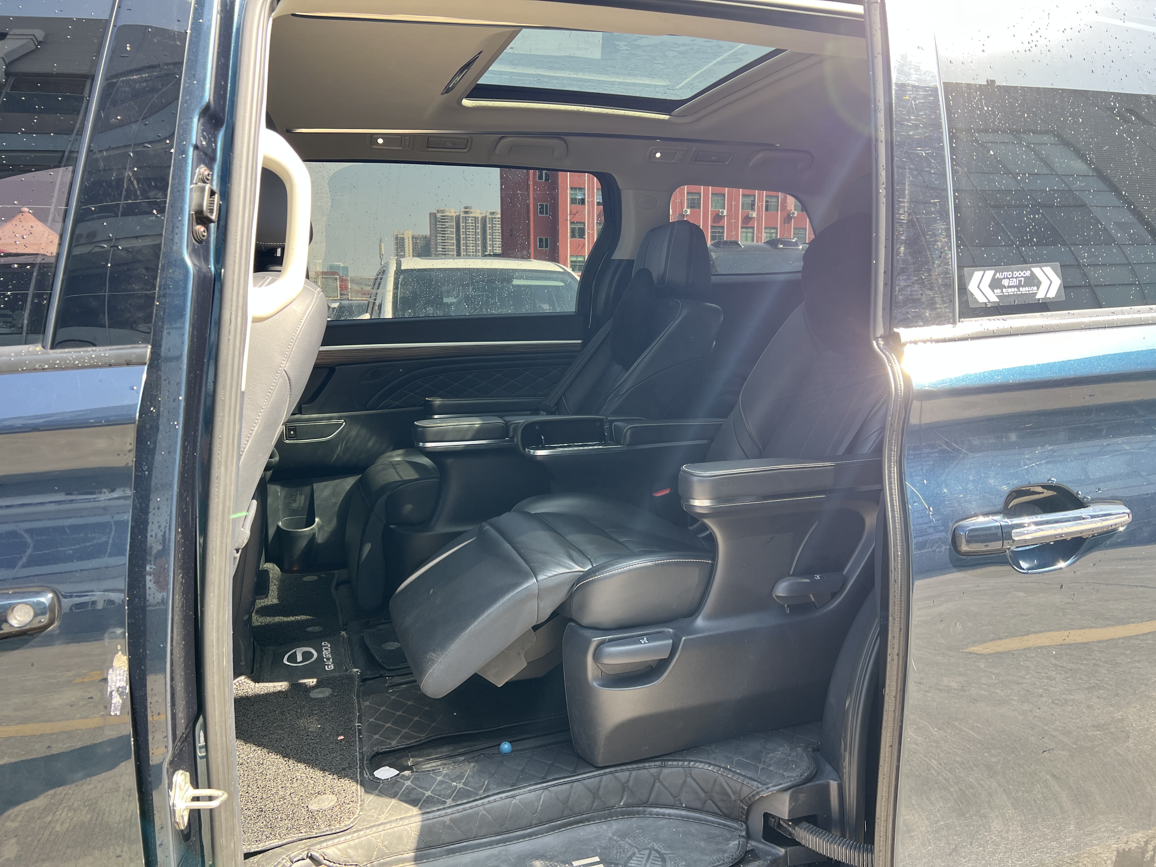 广汽传祺 传祺M8 2020 汽车图片 #8