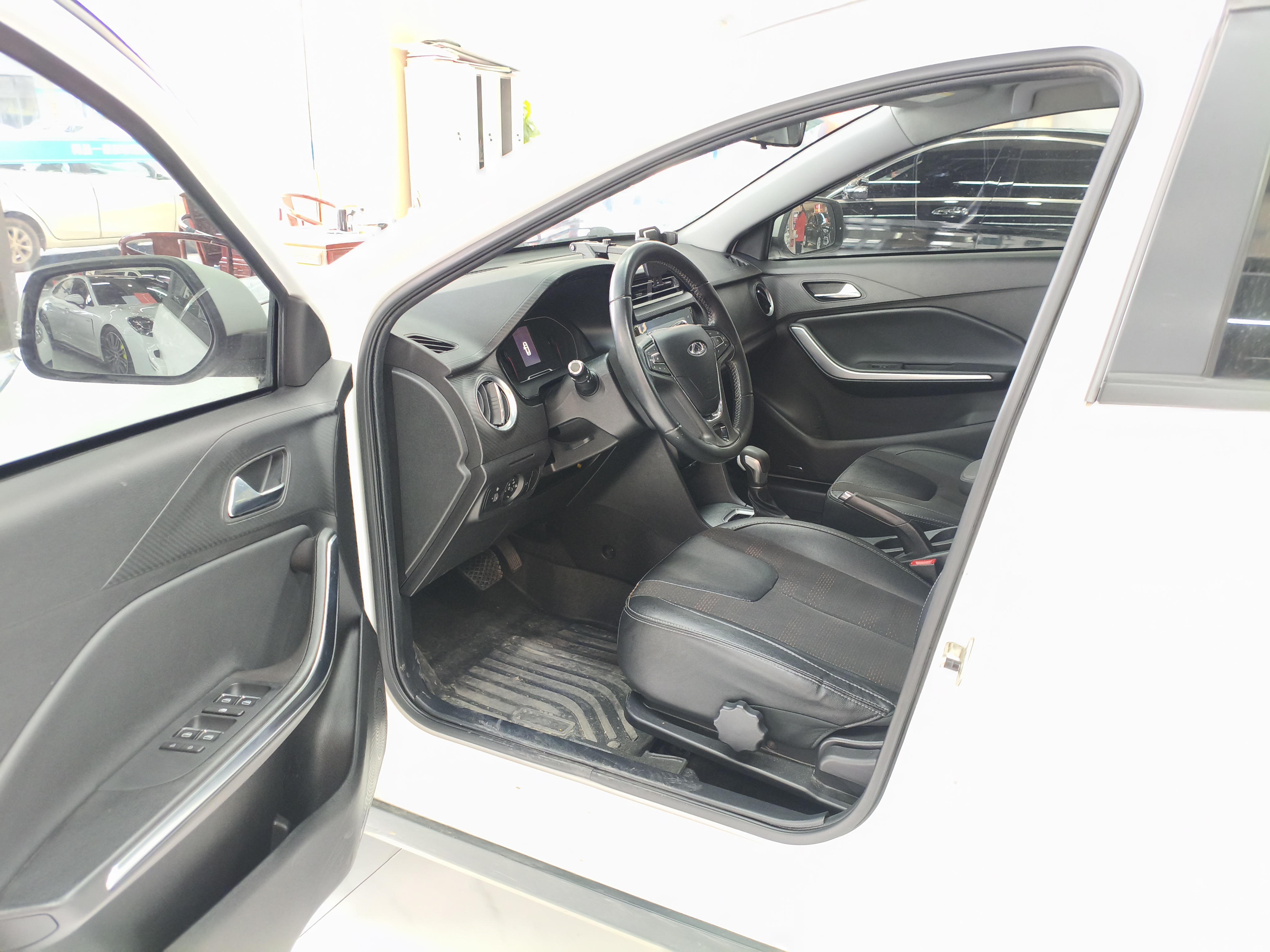 Chery Tiggo 3x 2020 car image #8