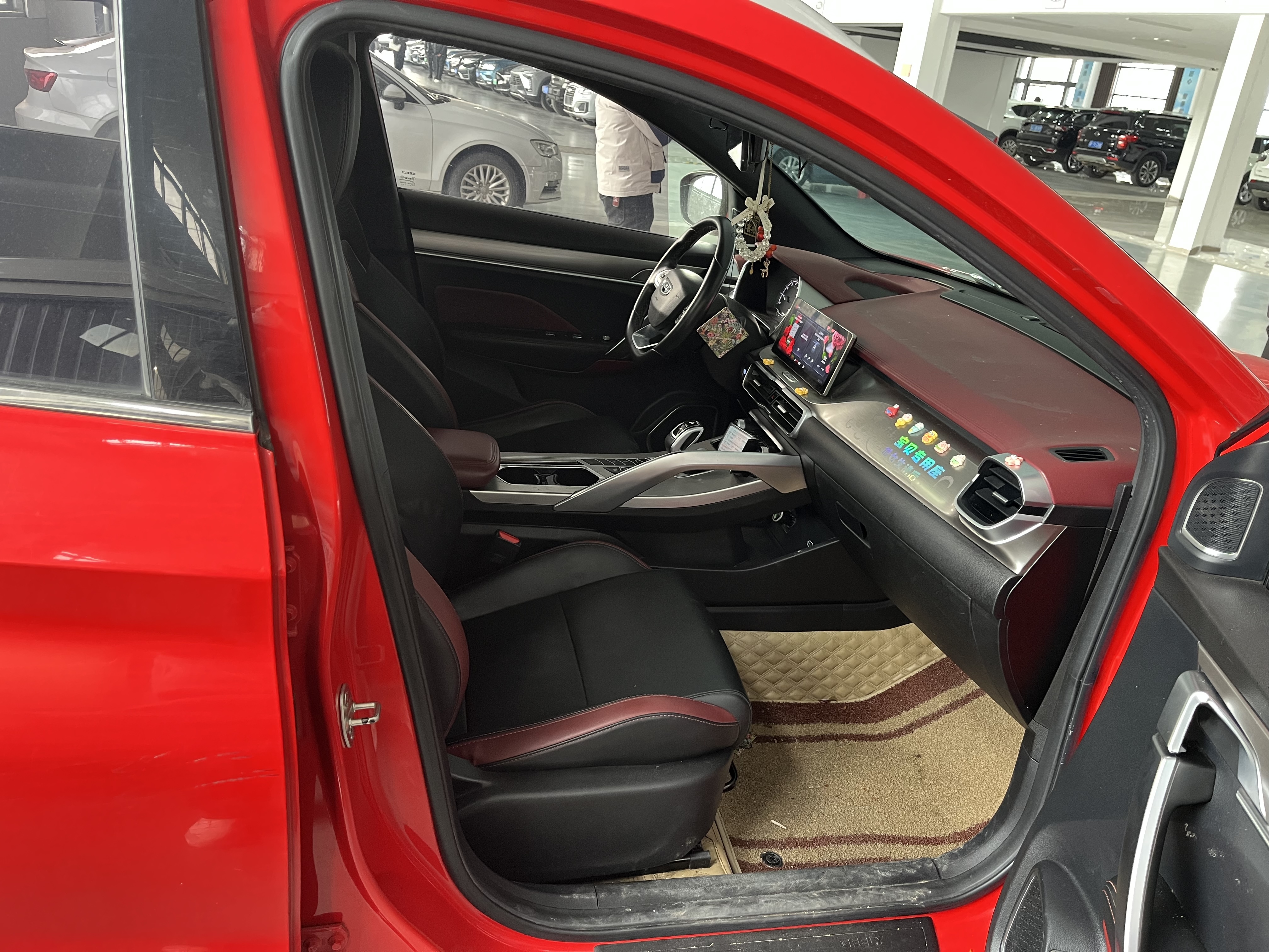 GEELY Coolray 2020 #8 GEELY Coolray 2020 car image #8