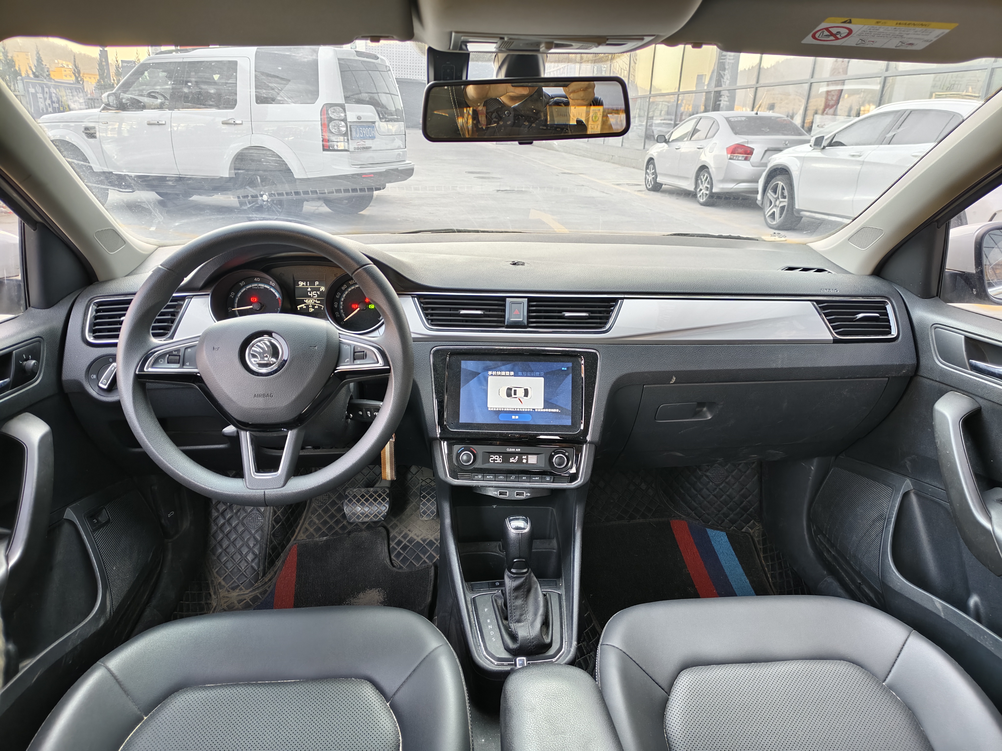 Skoda Rapid 2021 car image #8