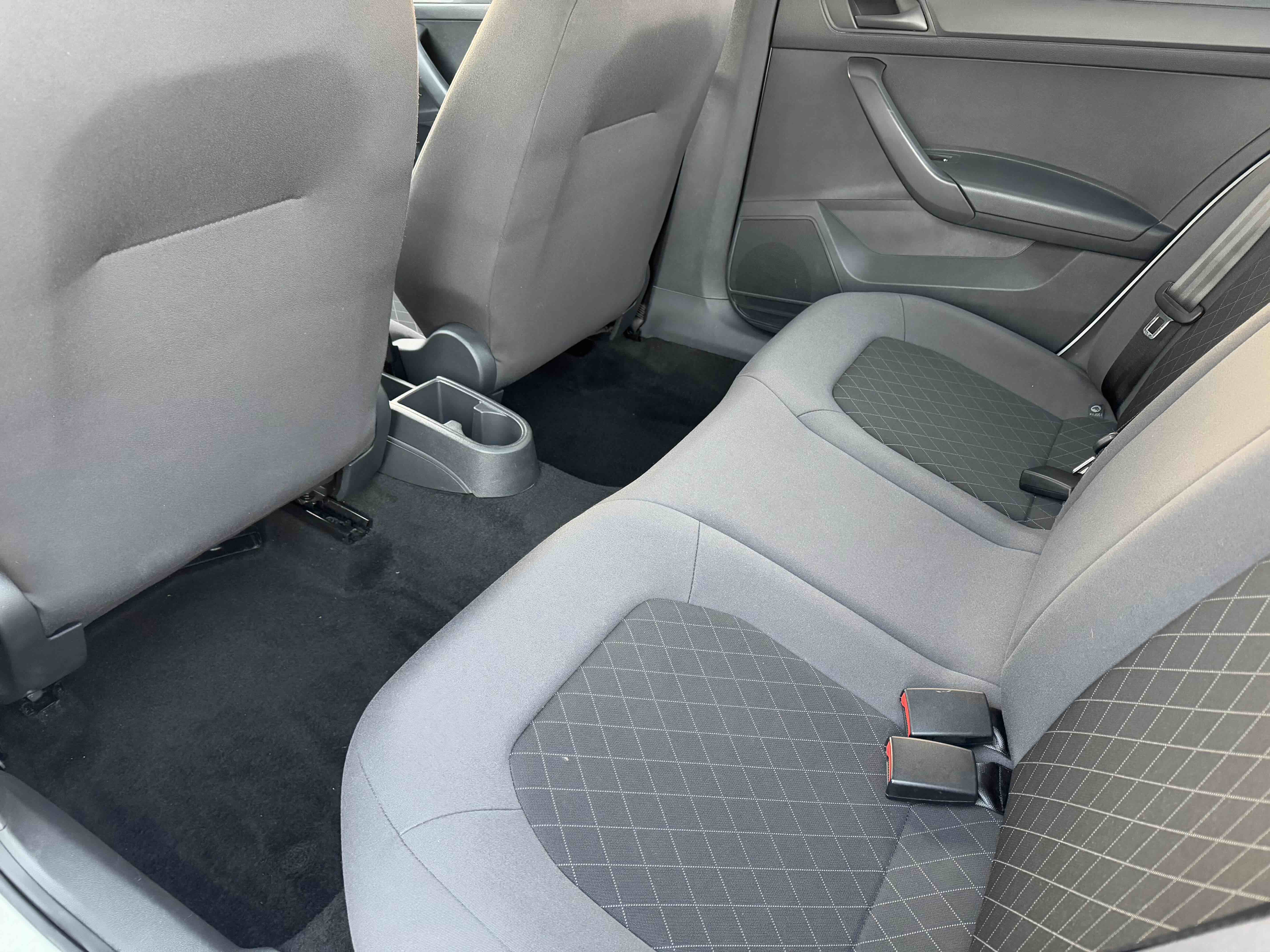 Skoda Rapid 2021 immagine di auto #8