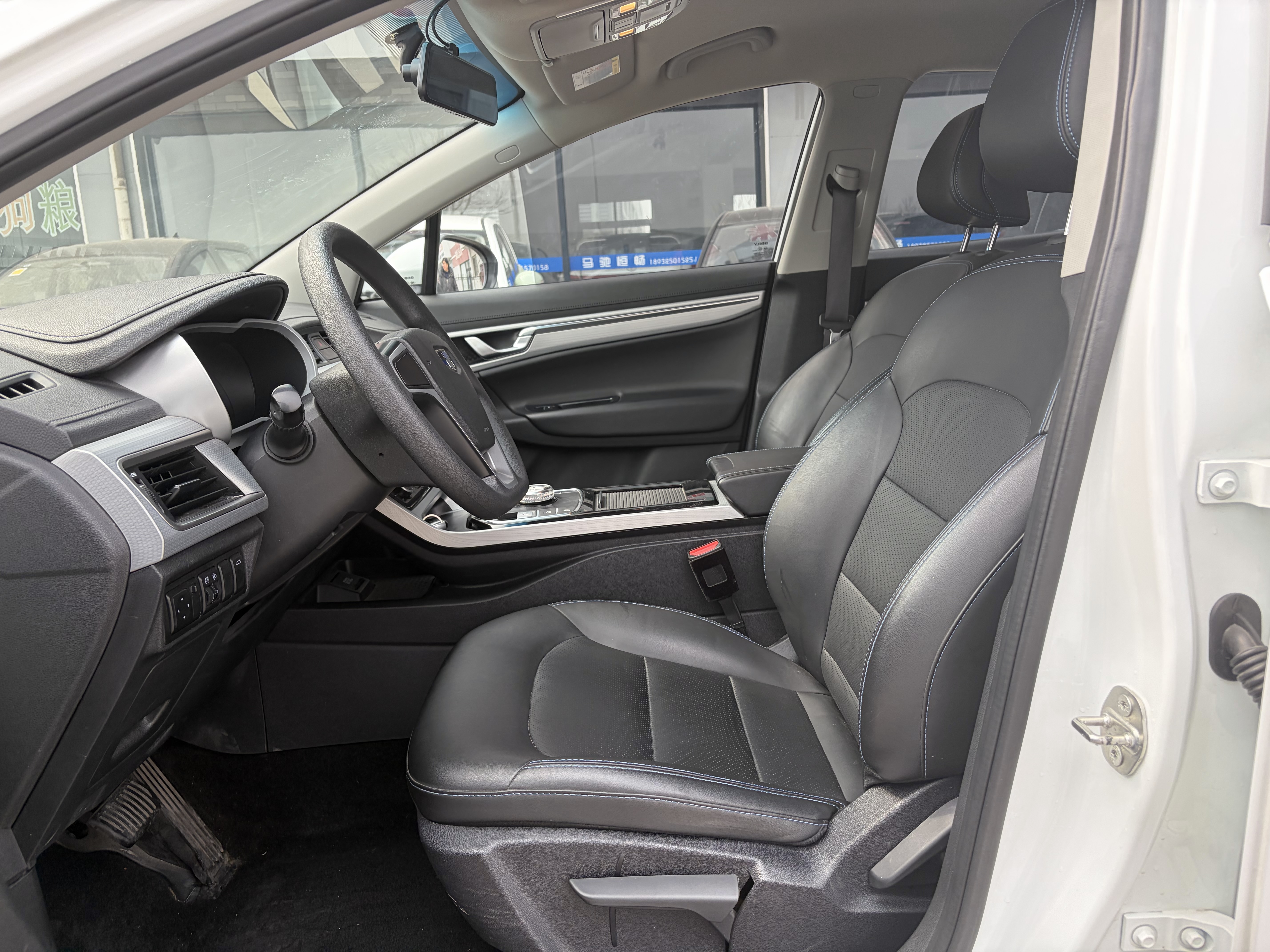 GEELY Emgrand GSe 2020 car image #8