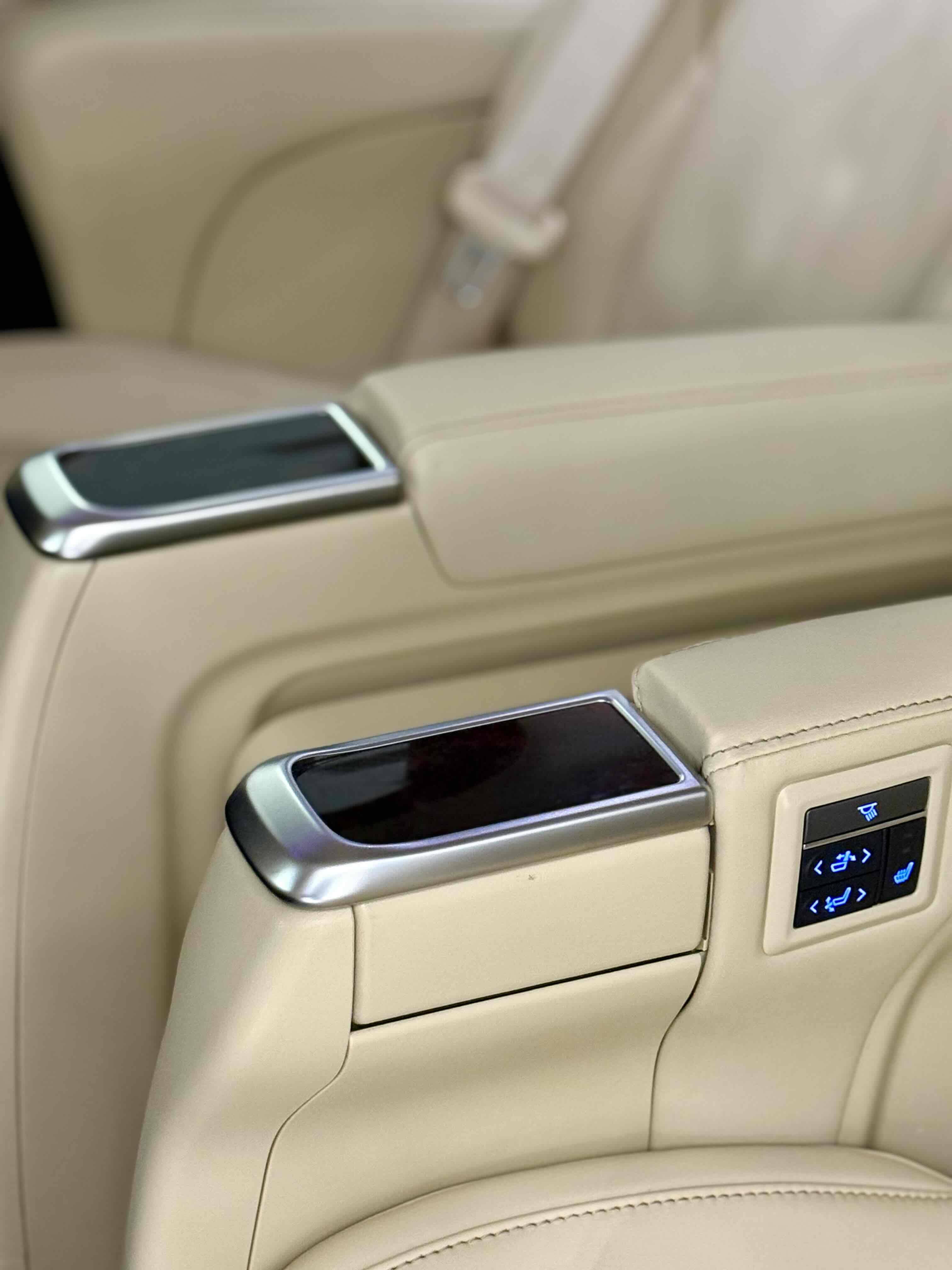 Toyota Alphard 2020 car image #8