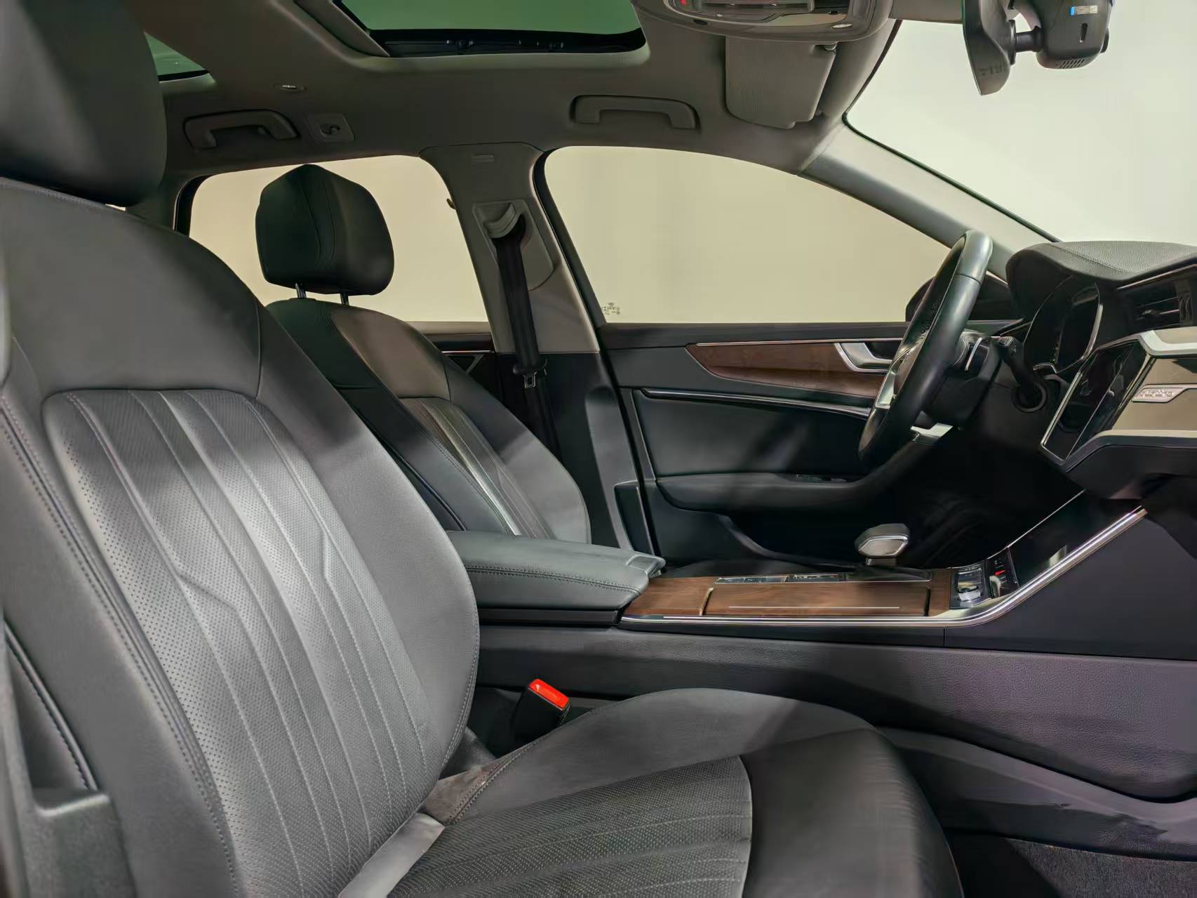 Audi A6 (Imported) 2020 #8 Audi A6 (Imported) 2020 изображение автомобиля #8