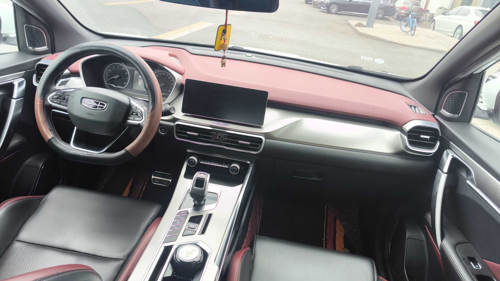 GEELY Coolray 2020 car image #8