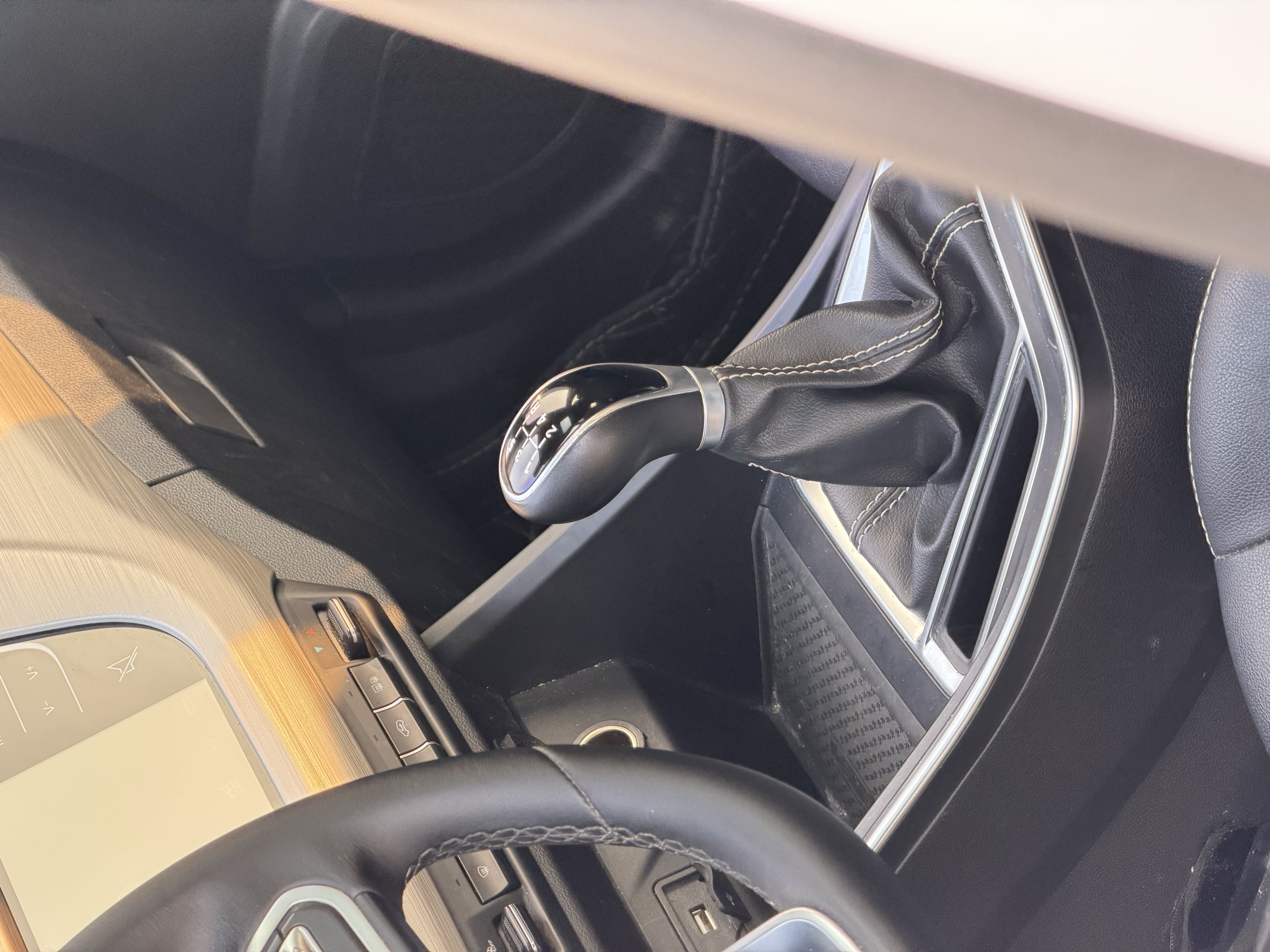 Vision X3 2021 car image #8