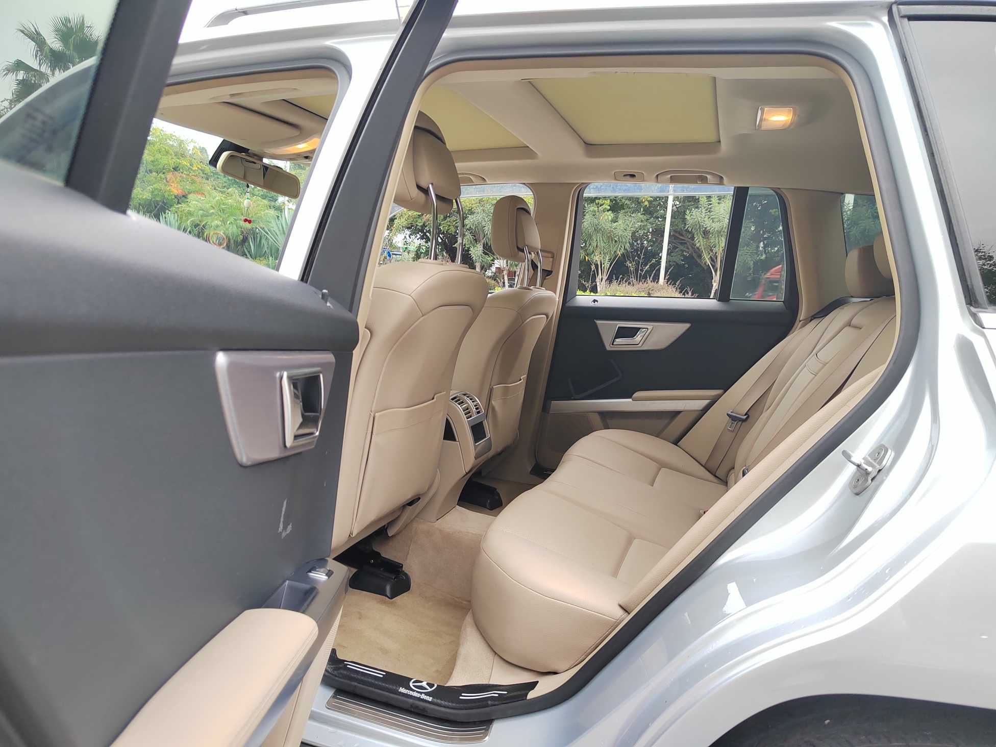 Mercedes-Benz GLK Class (Imported) 2011 immagine di auto #8