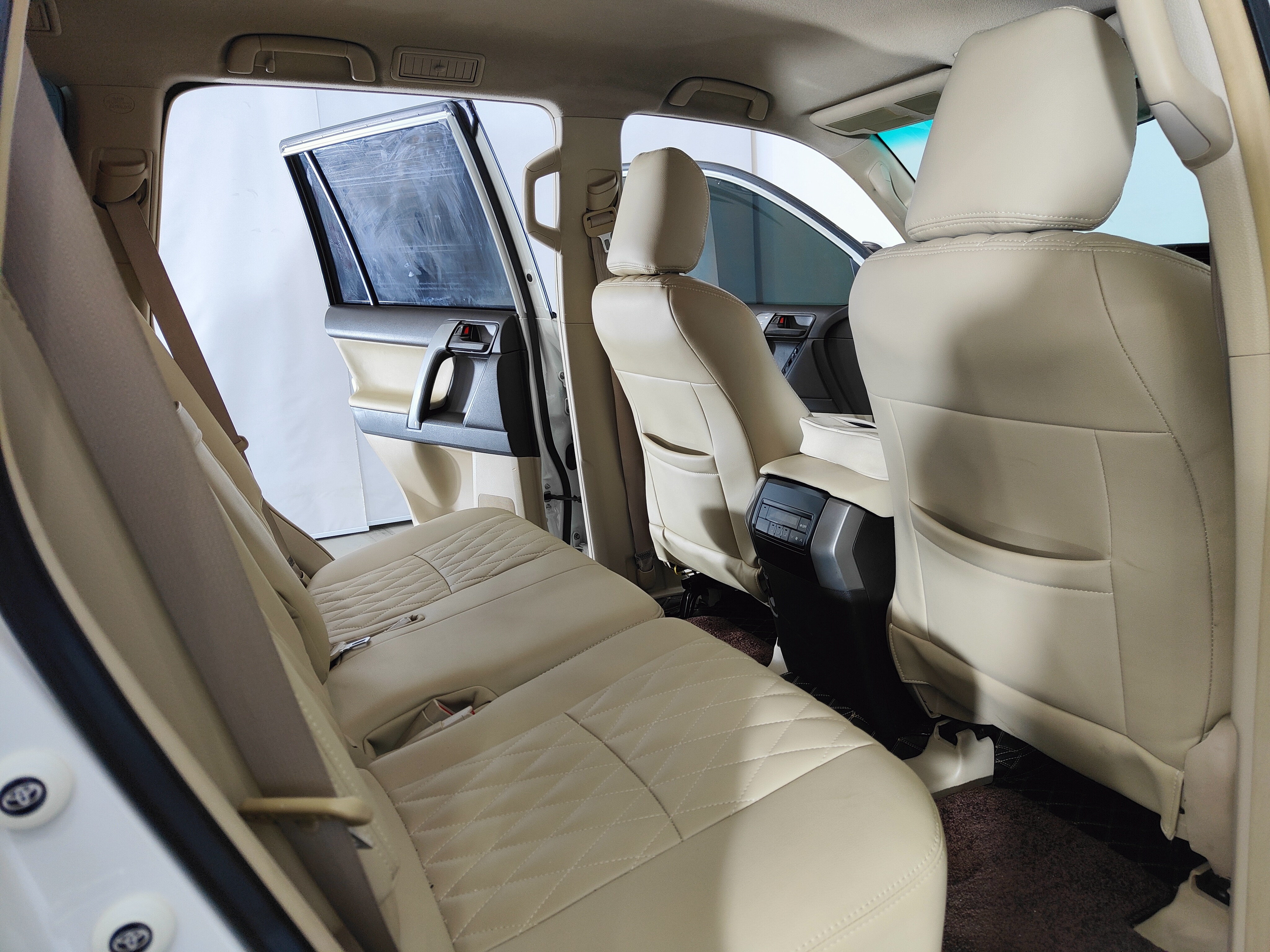 Toyota 2014 car image #8