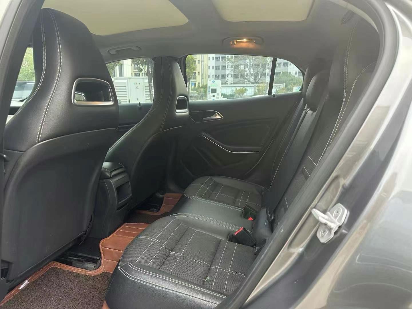 Mercedes-Benz GLA Class (Imported) 2015 #8 Mercedes-Benz GLA Class (Imported) 2015 car image #8