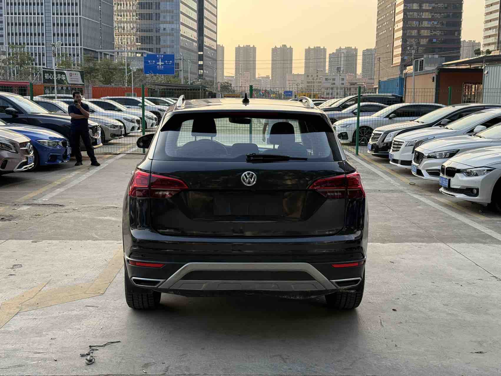 Volkswagen Tayron 2021 immagine di auto #8