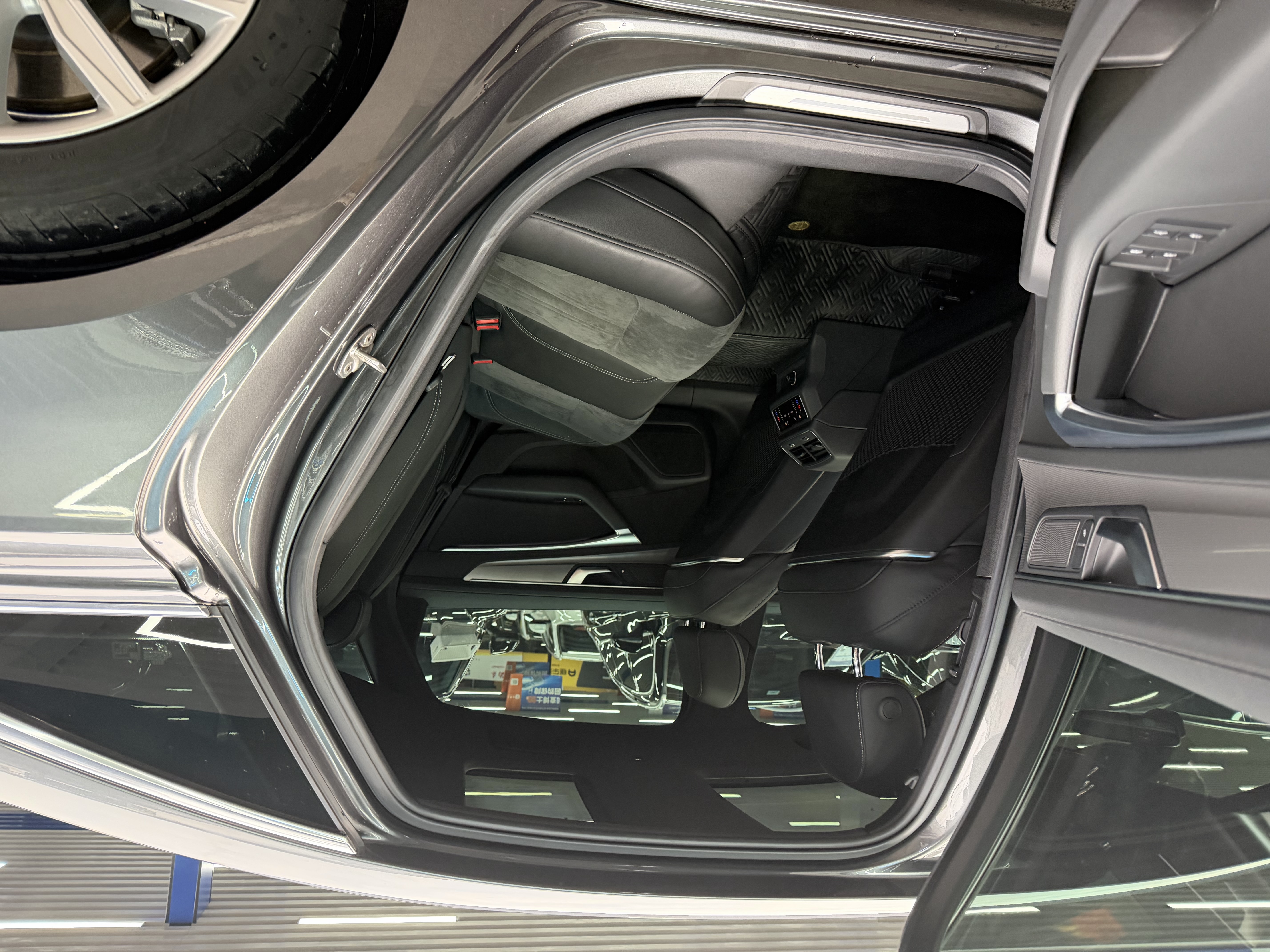 Audi A6L 2020 car image #8