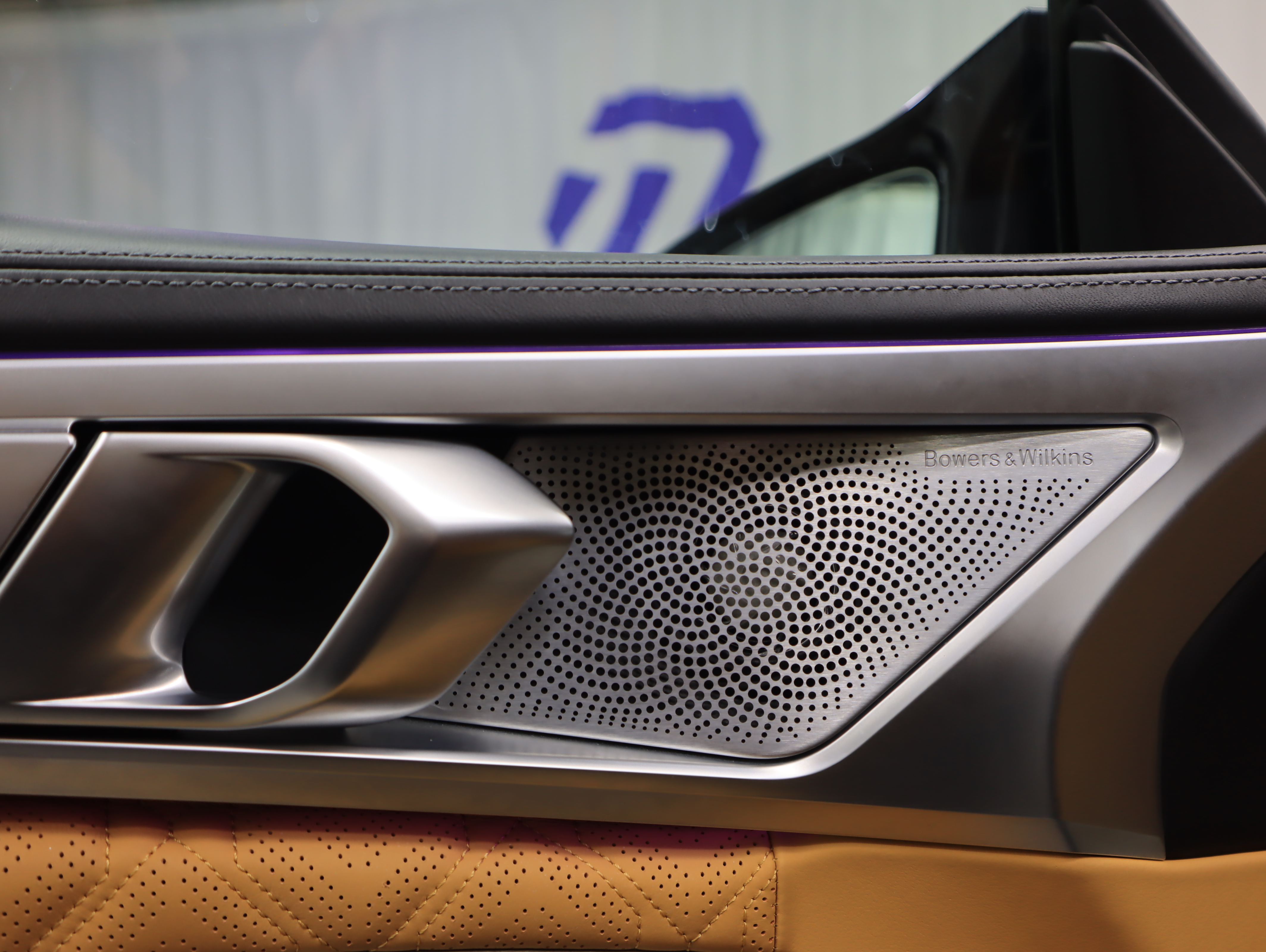 BMW M8 2021 car image #8