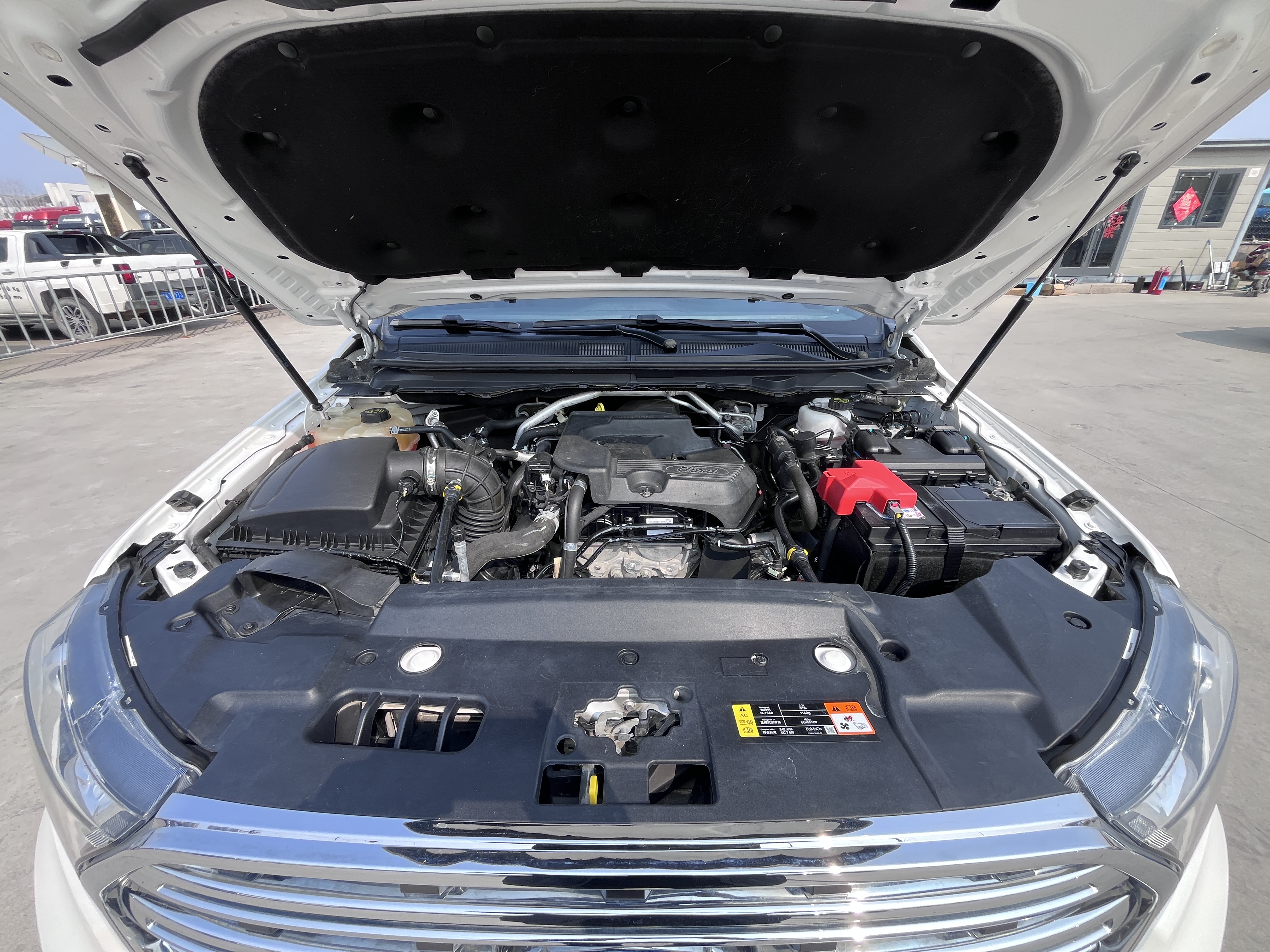 Ford Everest 2021 صورة سيارة #8