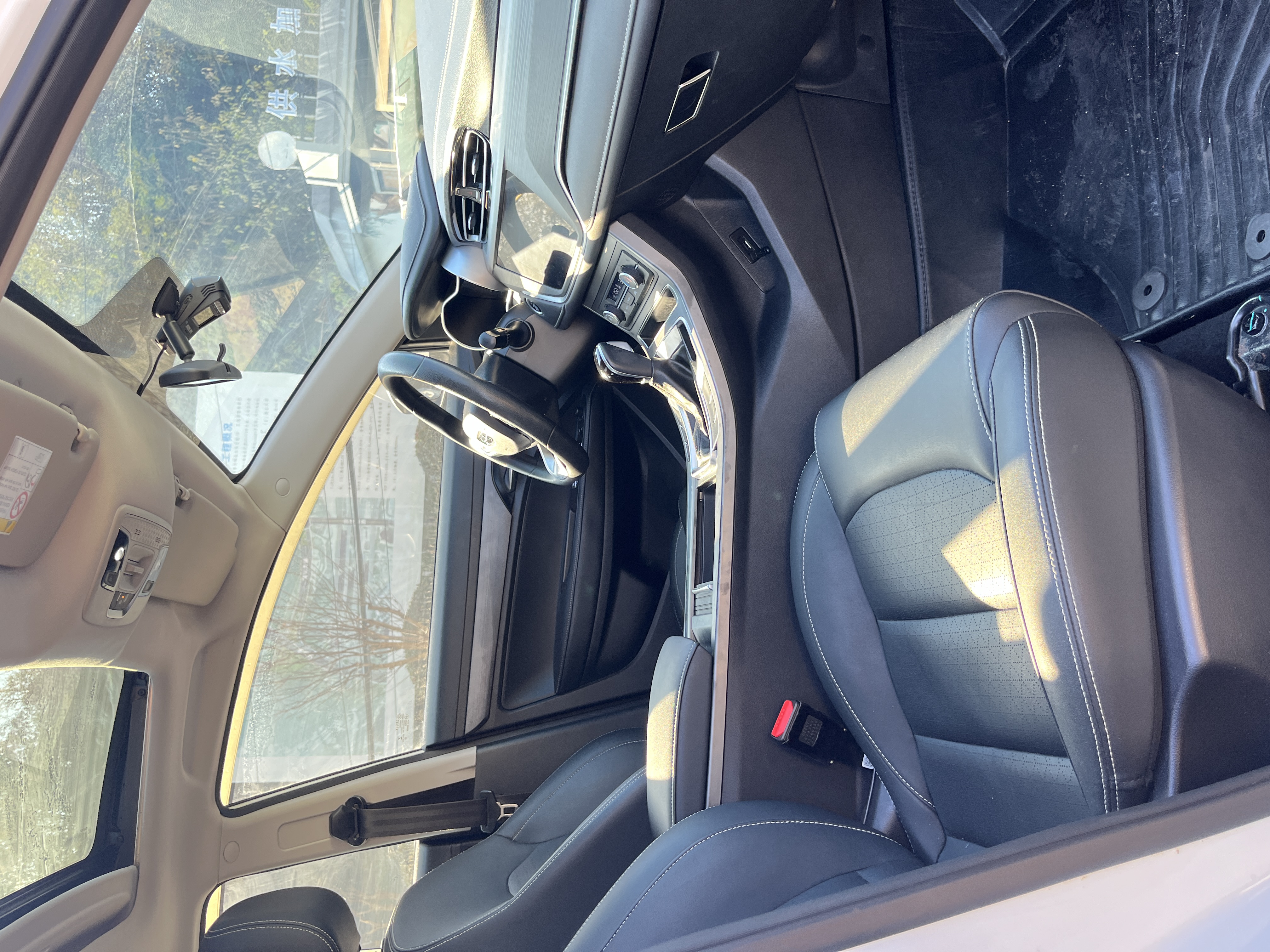 GEELY Emgrand 2021 car image #8
