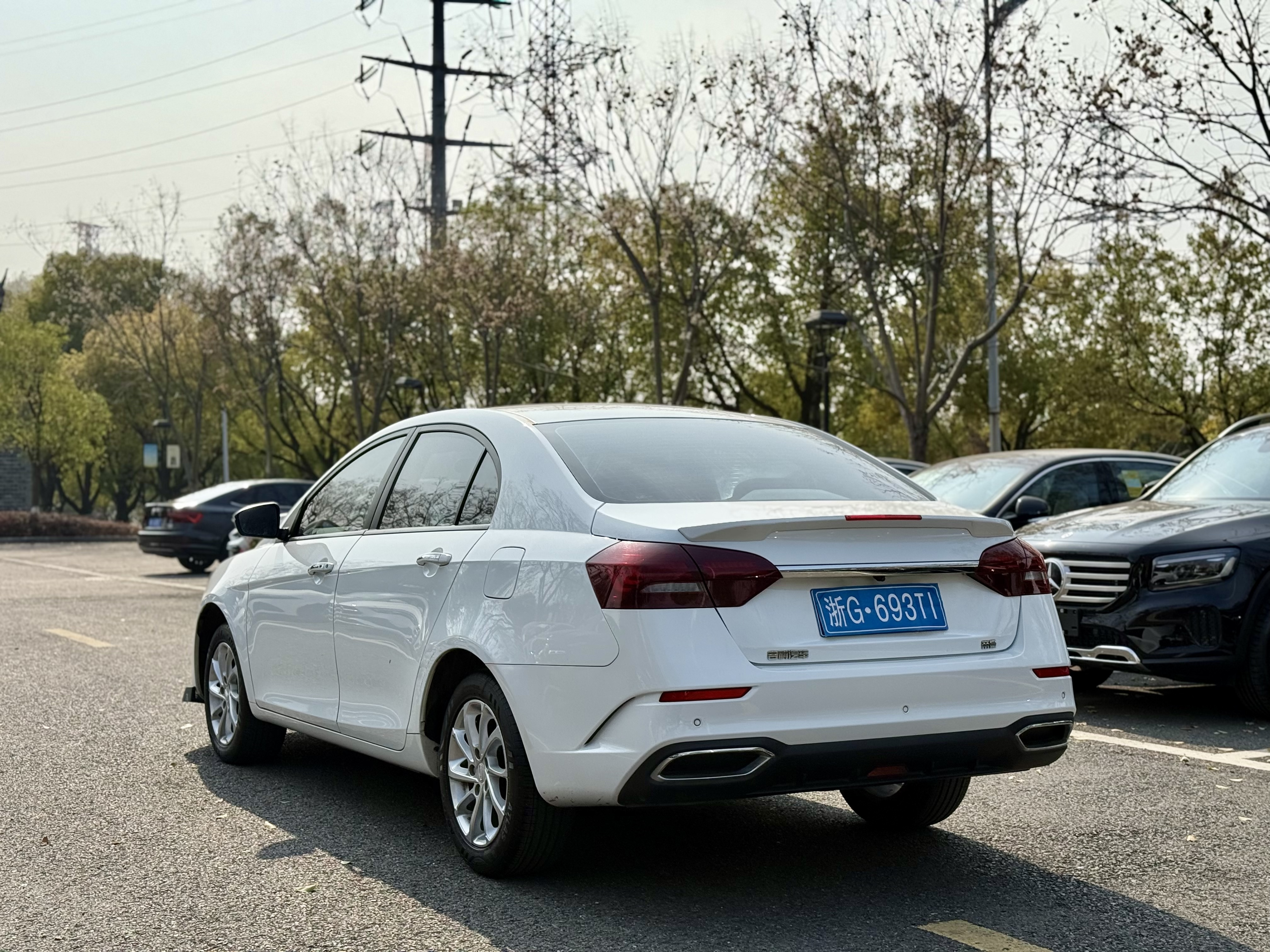 GEELY Emgrand 2021 #8 GEELY Emgrand 2021 car image #8