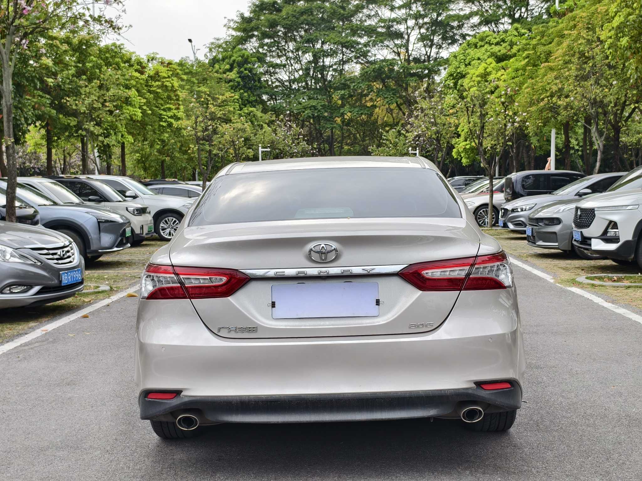 Toyota Camry 2020 car image #8