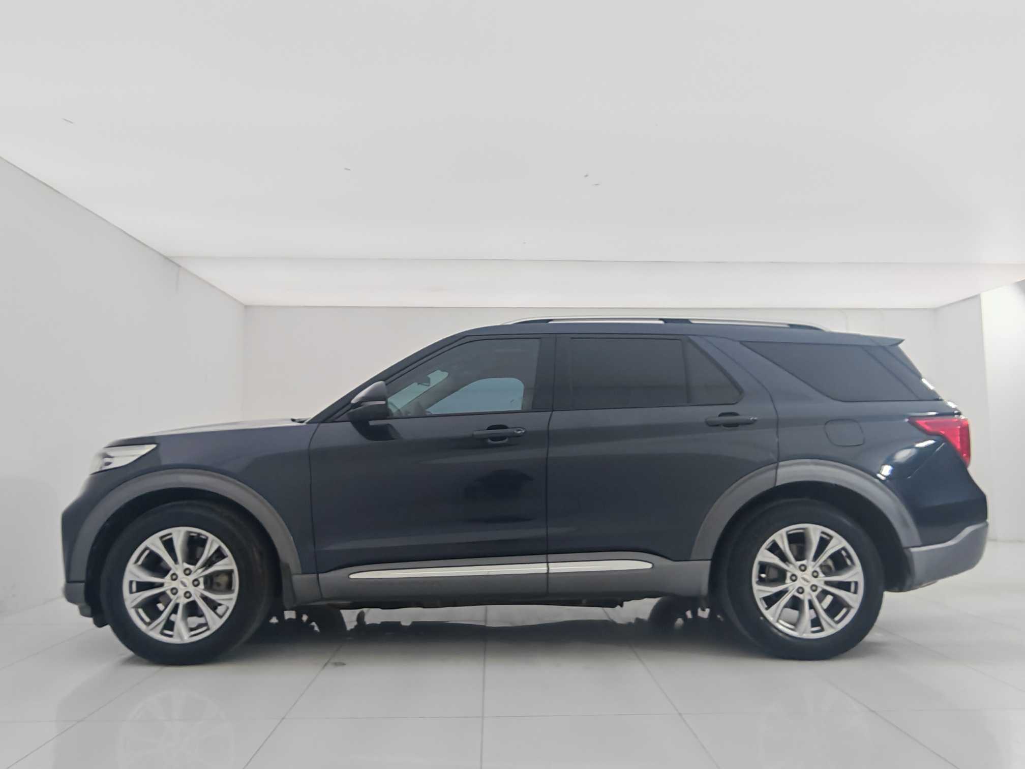 Ford Explorer 2022 car image #8