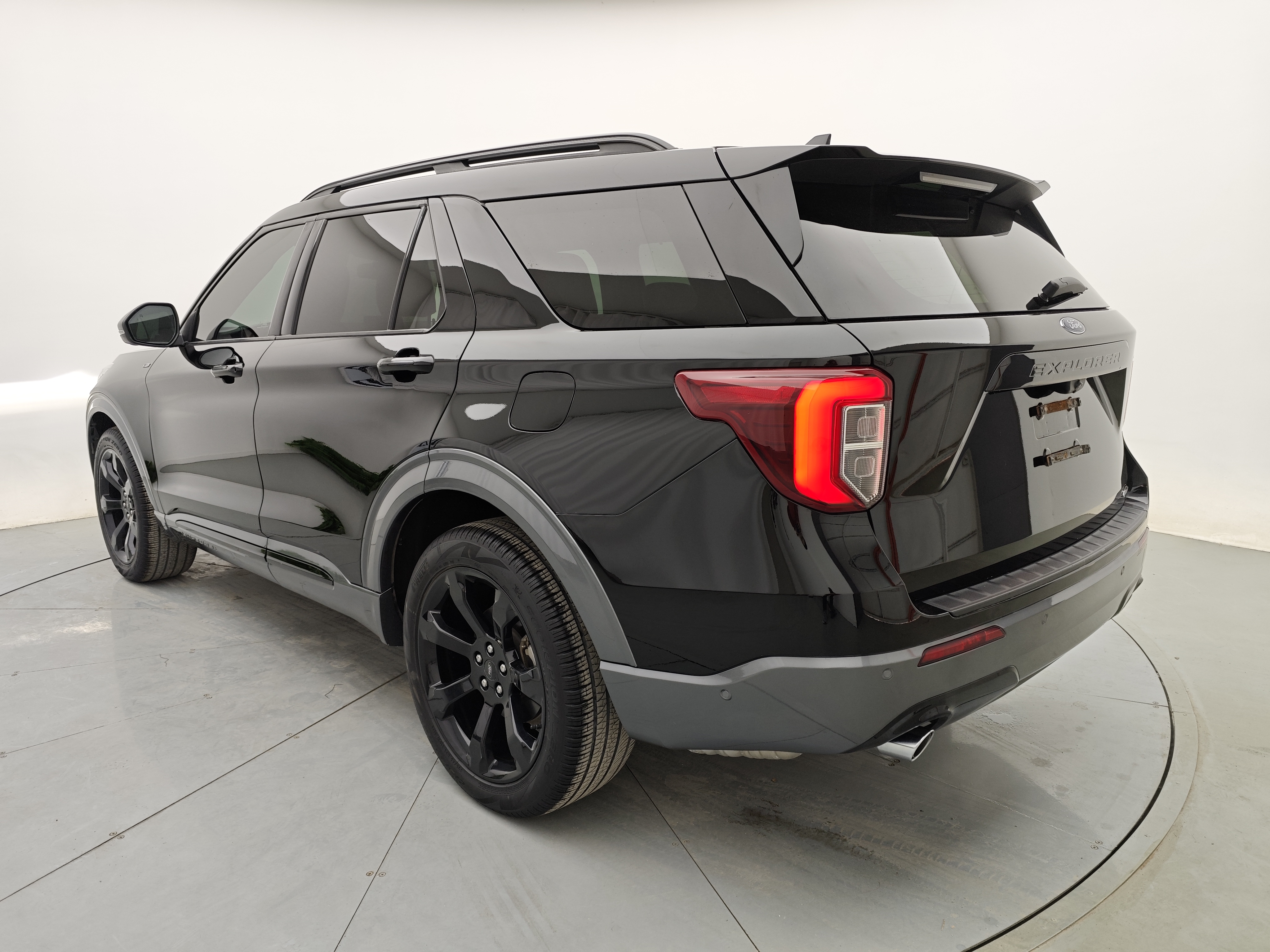 Ford Explorer 2021 car image #8