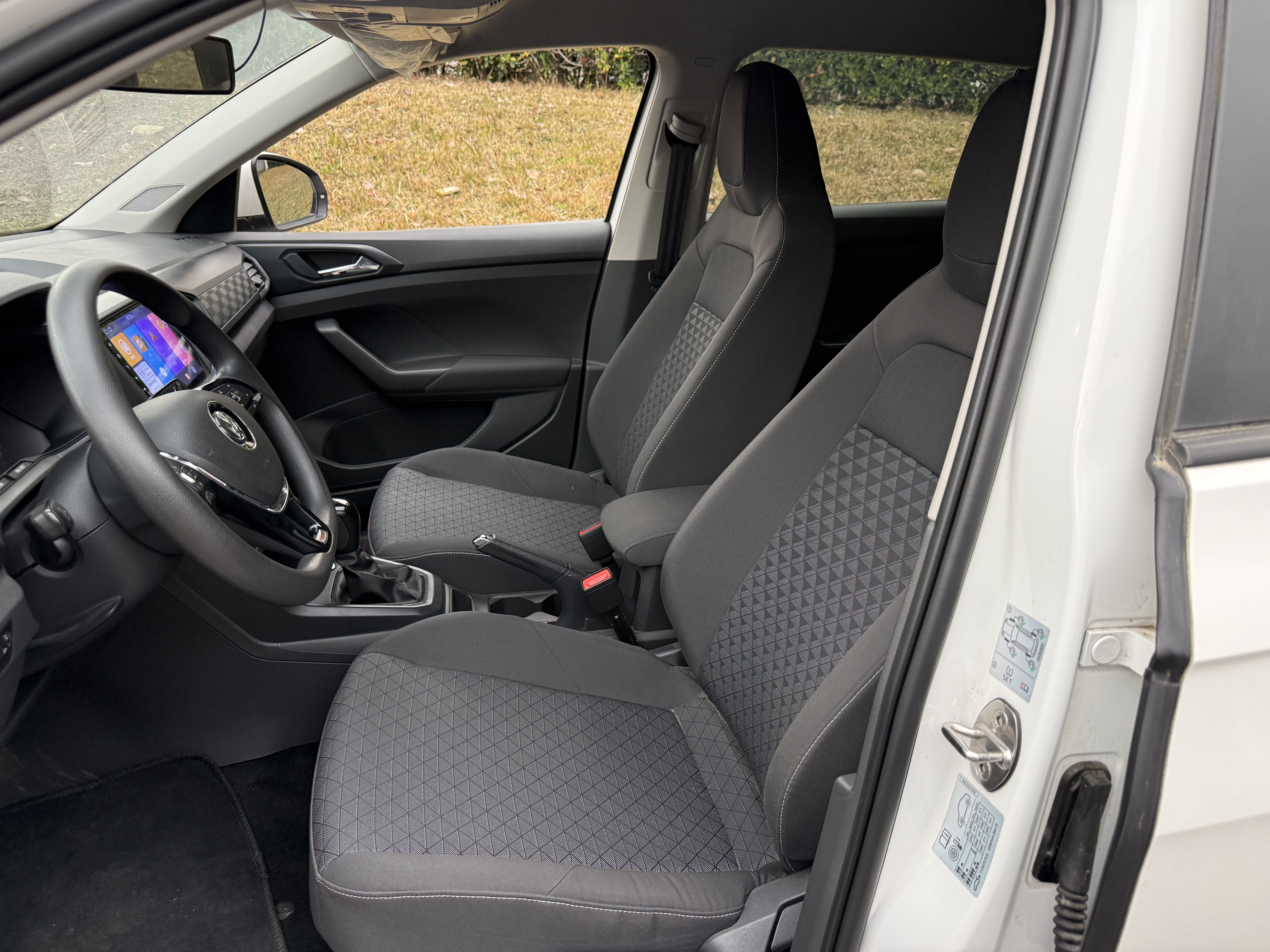 Volkswagen T-Cross 2021 #8 Volkswagen T-Cross 2021 car image #8
