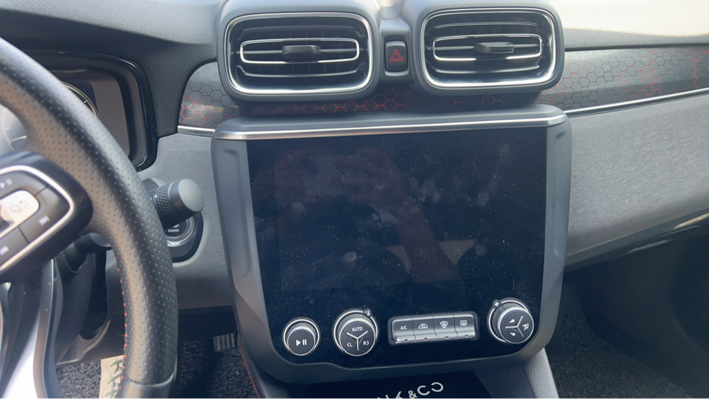 Lynk & Co 03 2020 car image #8
