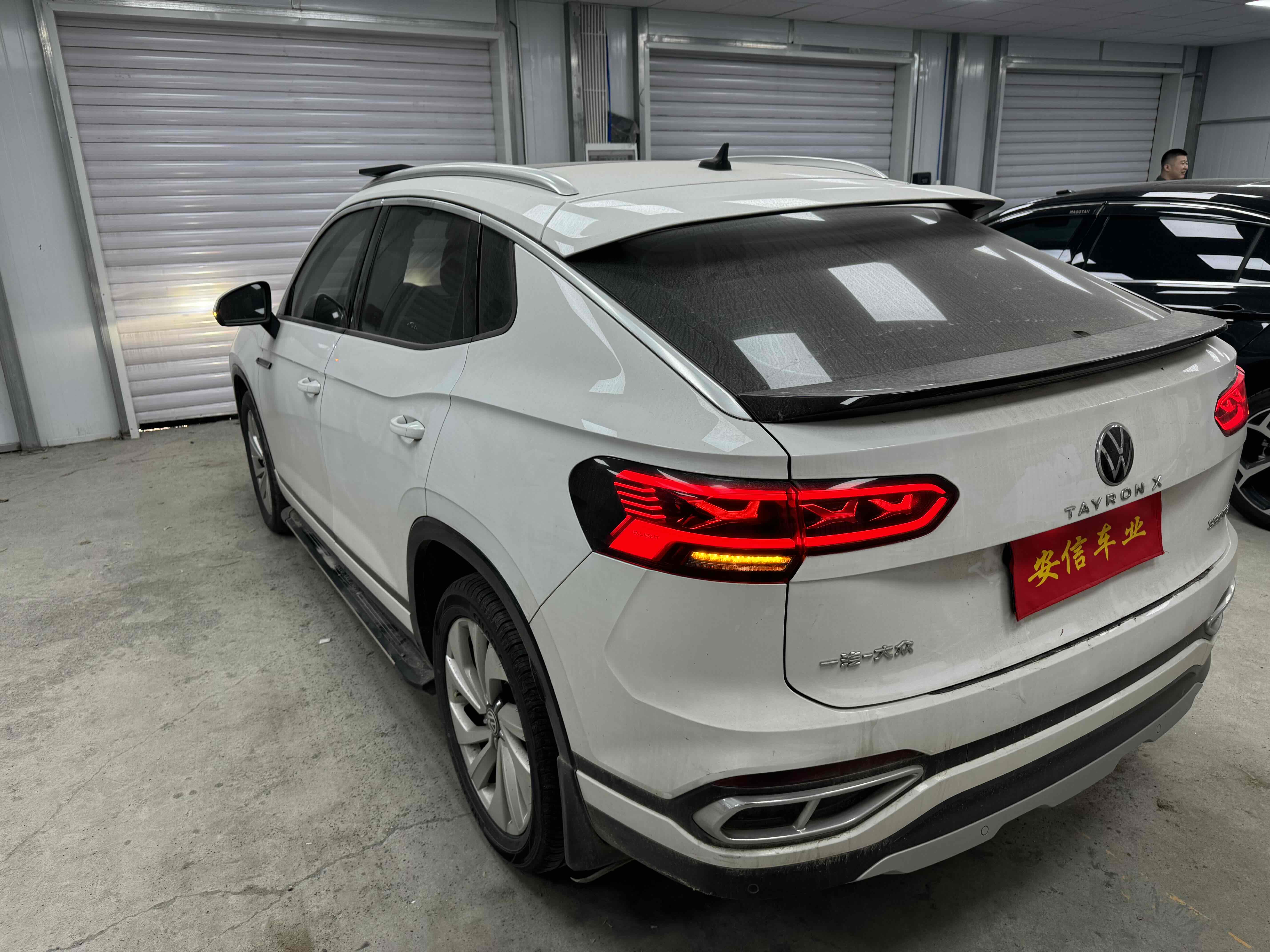 Volkswagen Tayron X 2021 car image #8