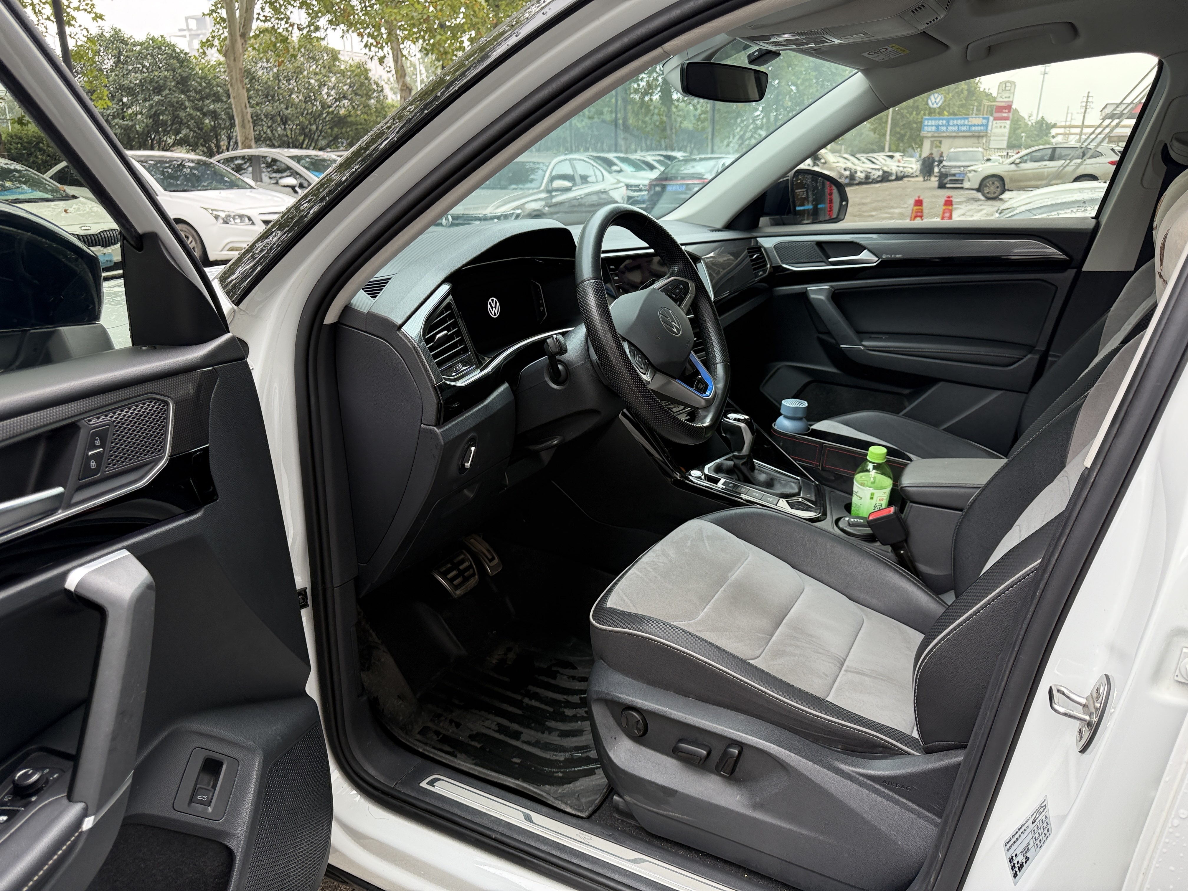 Volkswagen Tayron X 2022 car image #8