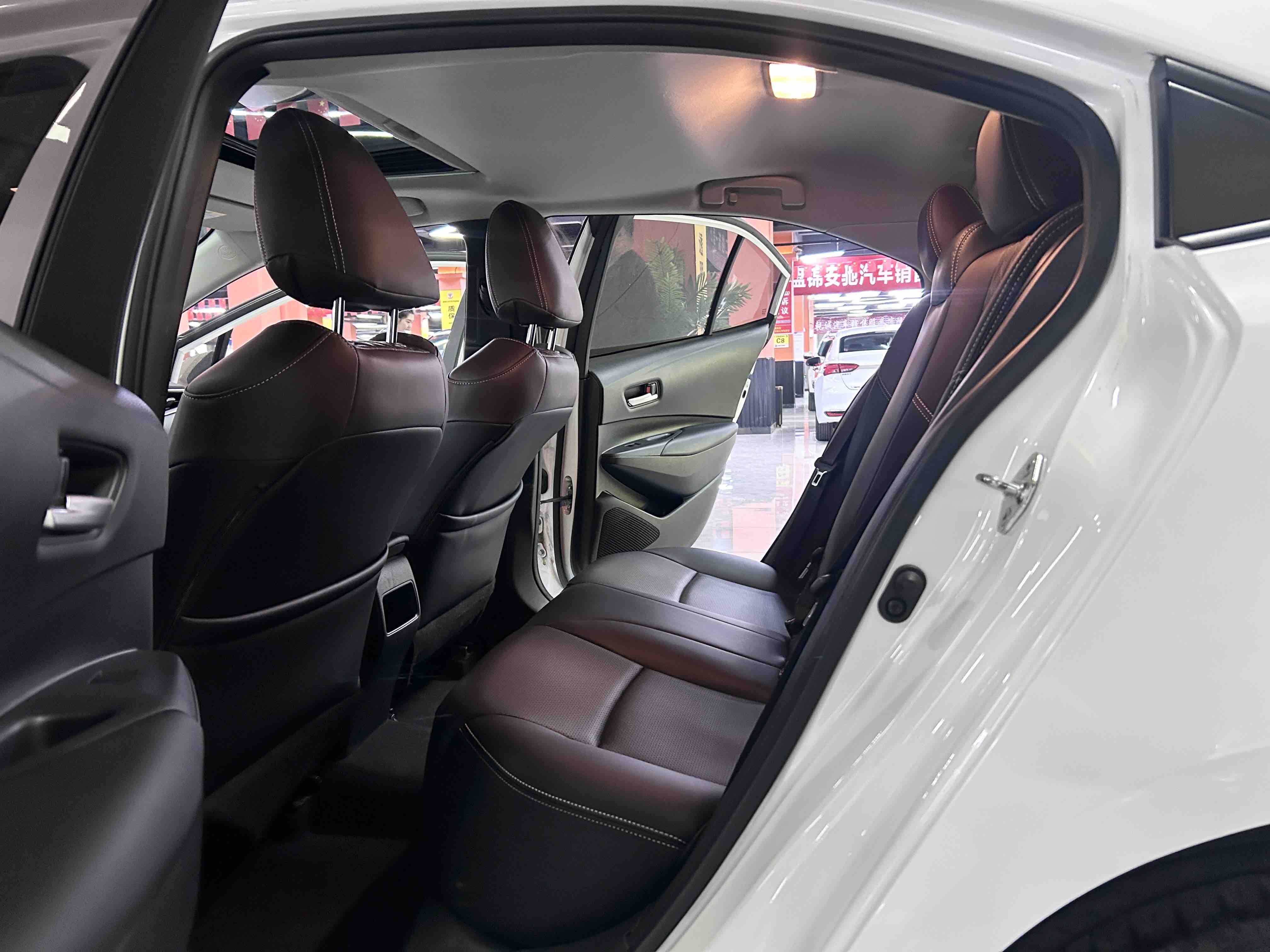 Corolla 2020 car image #8