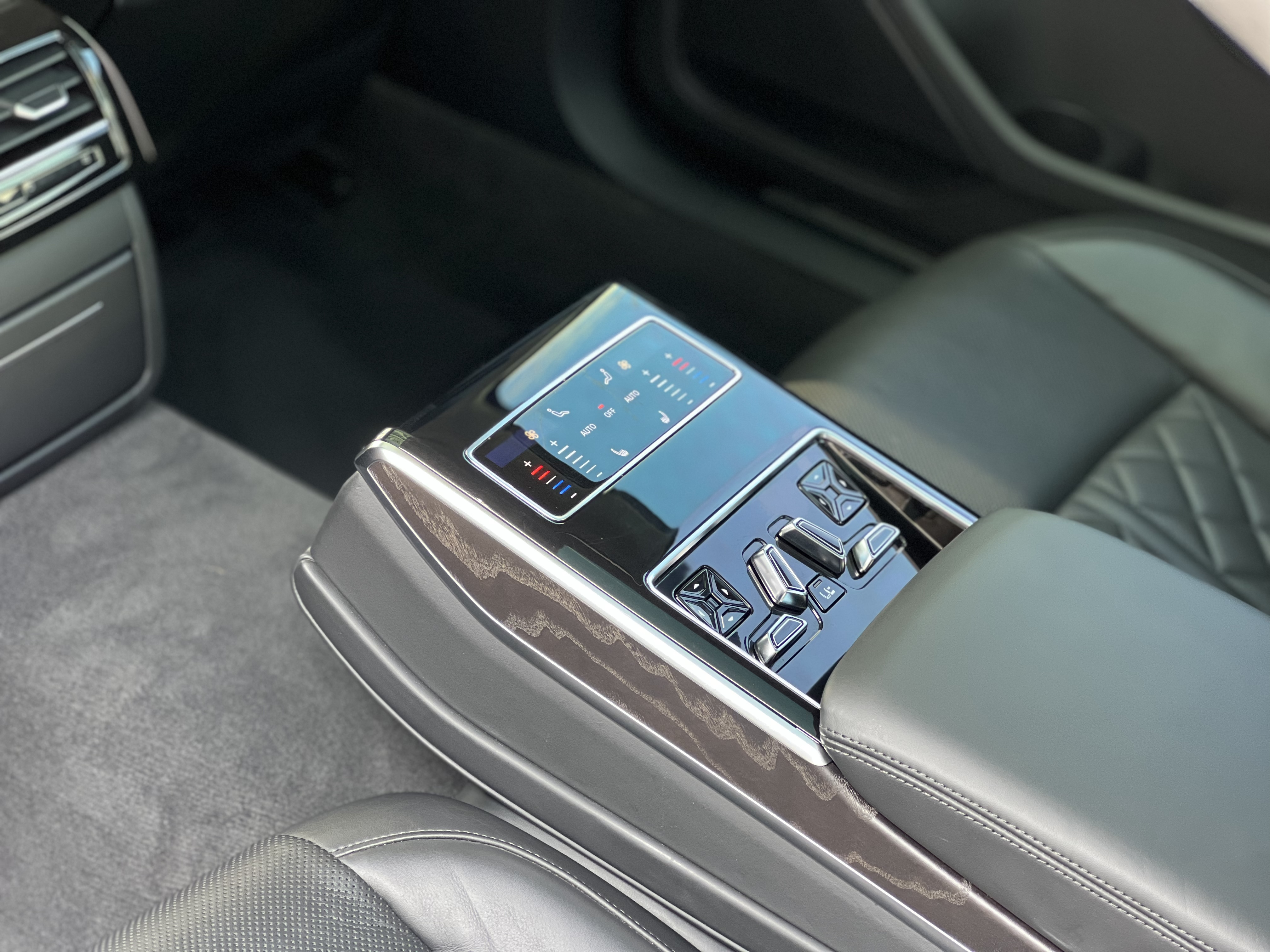 奥迪 奥迪A8 2020 汽车图片 #8