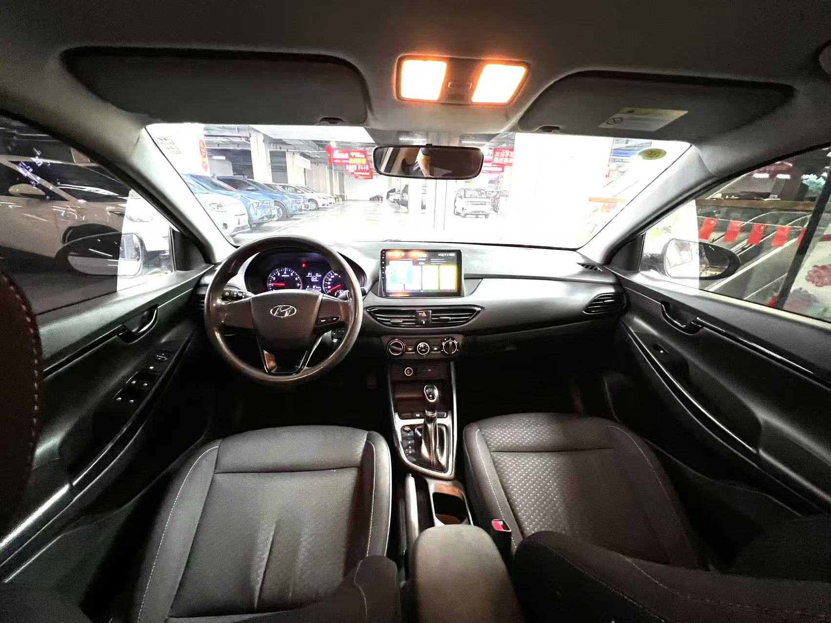 Hyundai Elantra HD 2021 image de voiture #8
