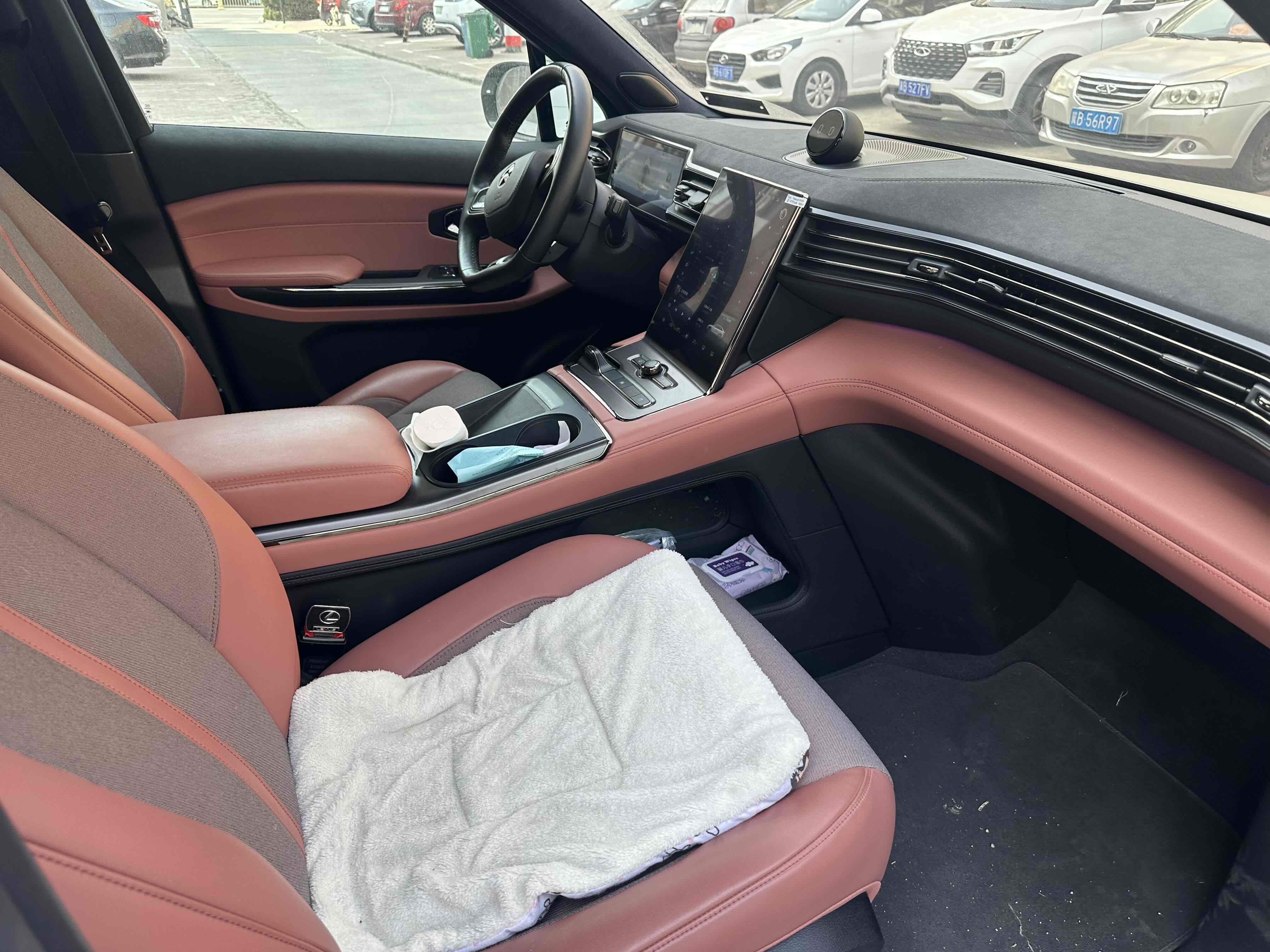 蔚来 蔚来EC6 2021 汽车图片 #8